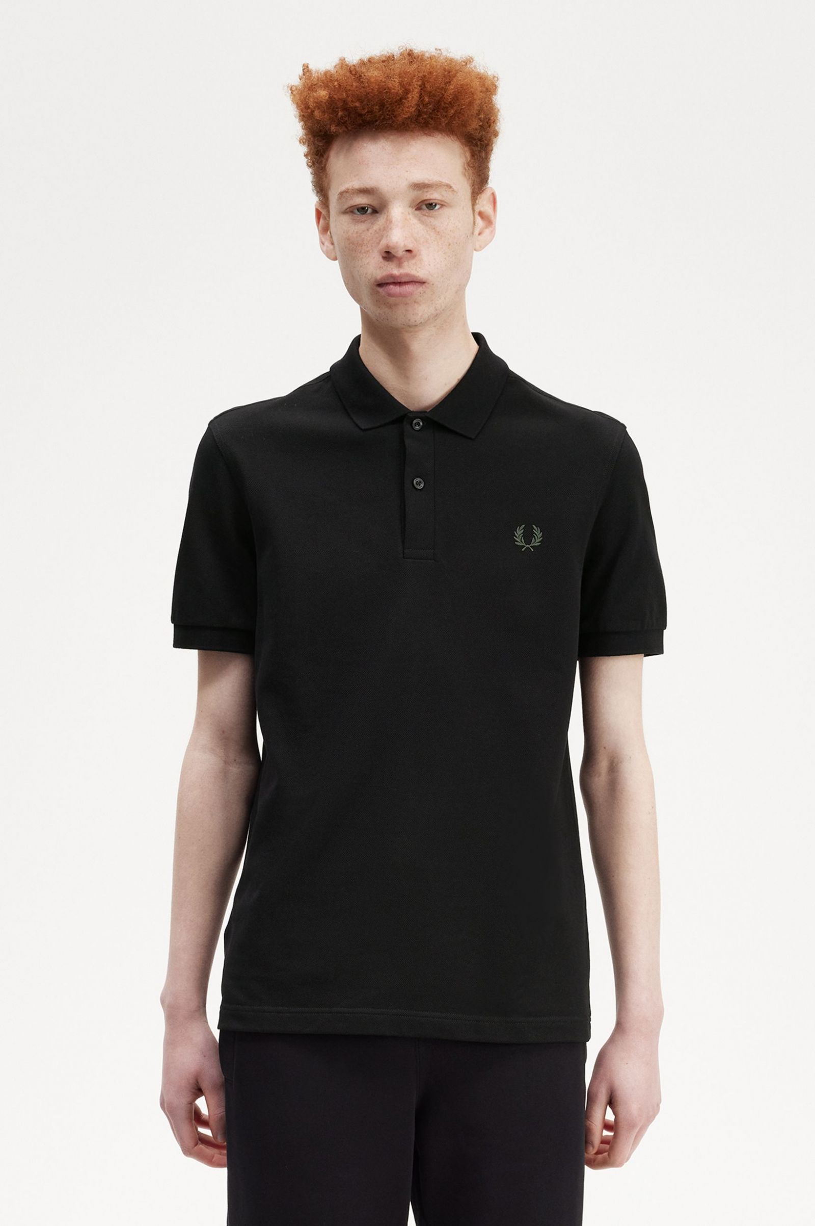 The Fred Perry ShirtM6000 Black / Field Green