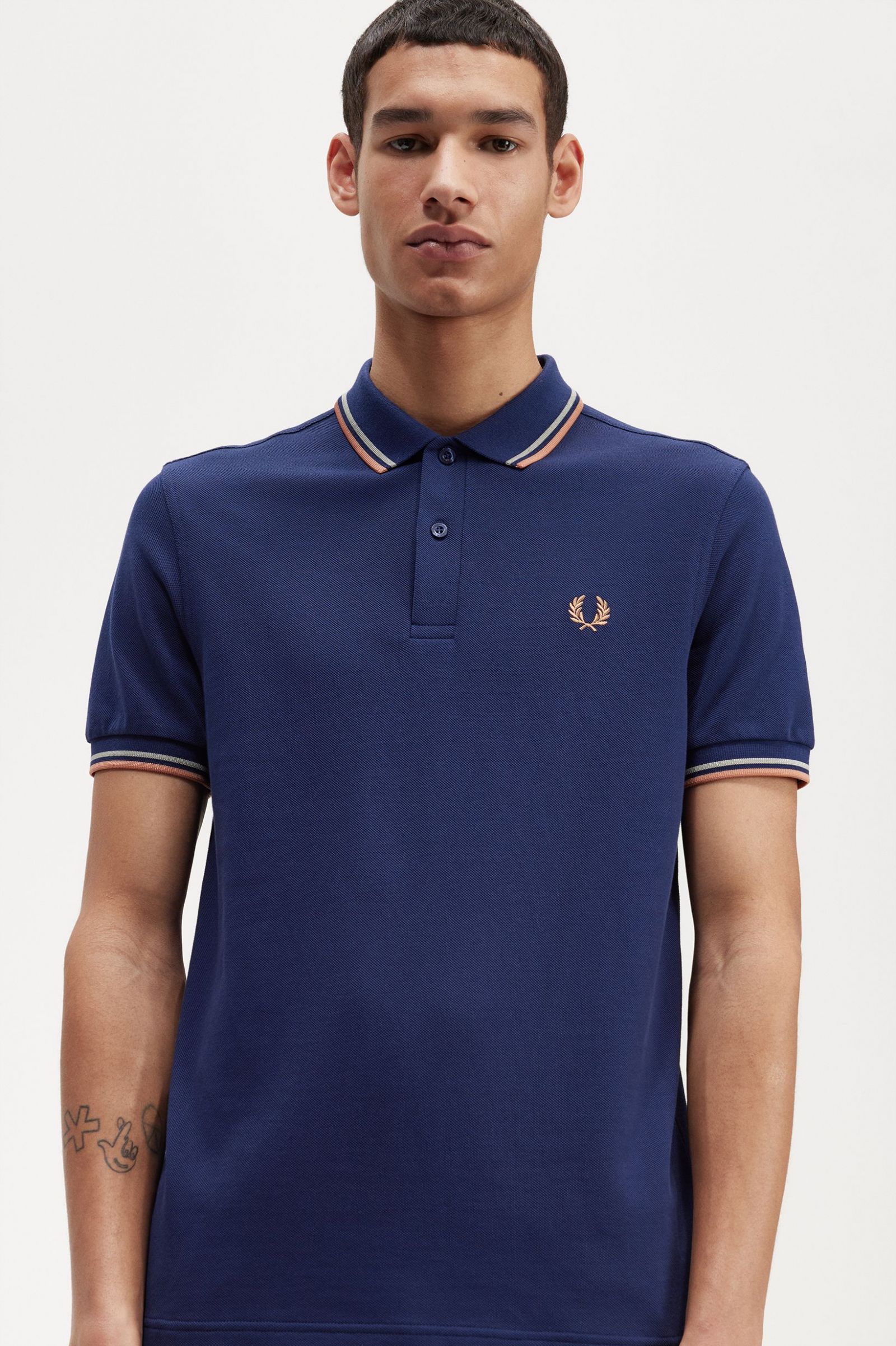 The Fred Perry ShirtM3600 French Navy / Seagrass / Light Rust