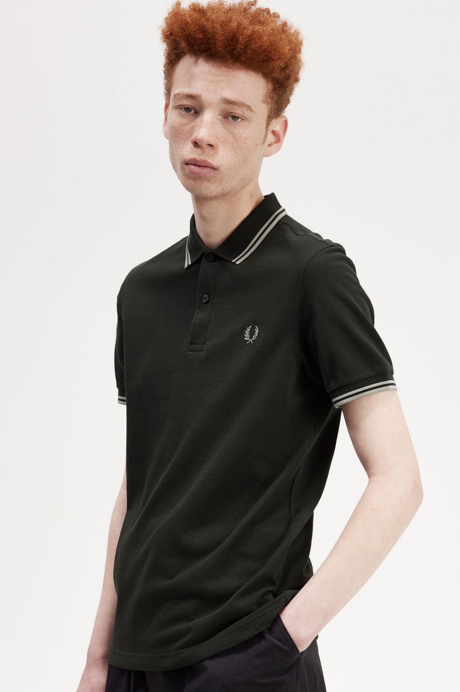 The Fred Perry ShirtM3600 Night Green / Seagrass / Seagrass