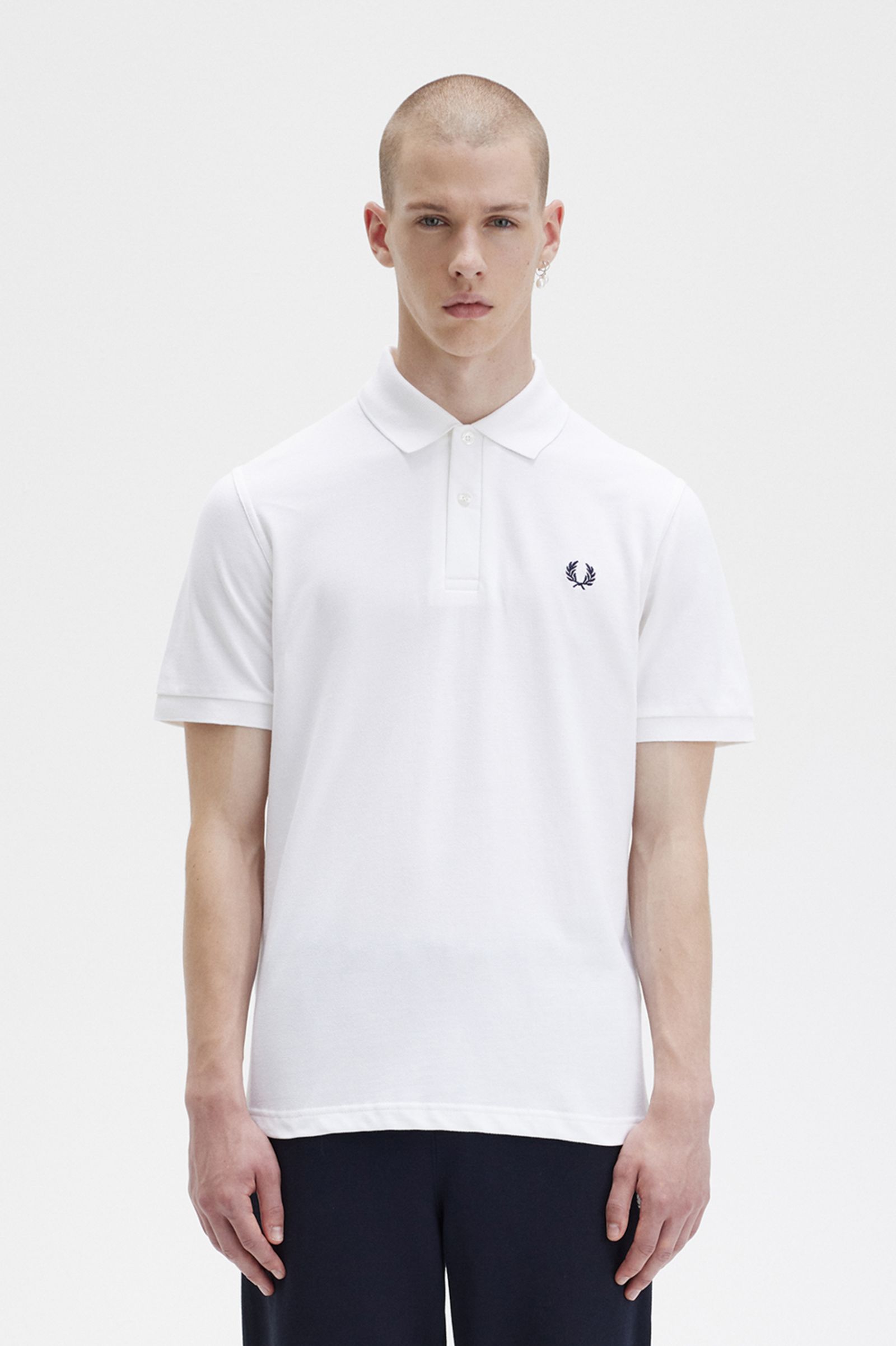 The Fred Perry ShirtM3 White / Navy