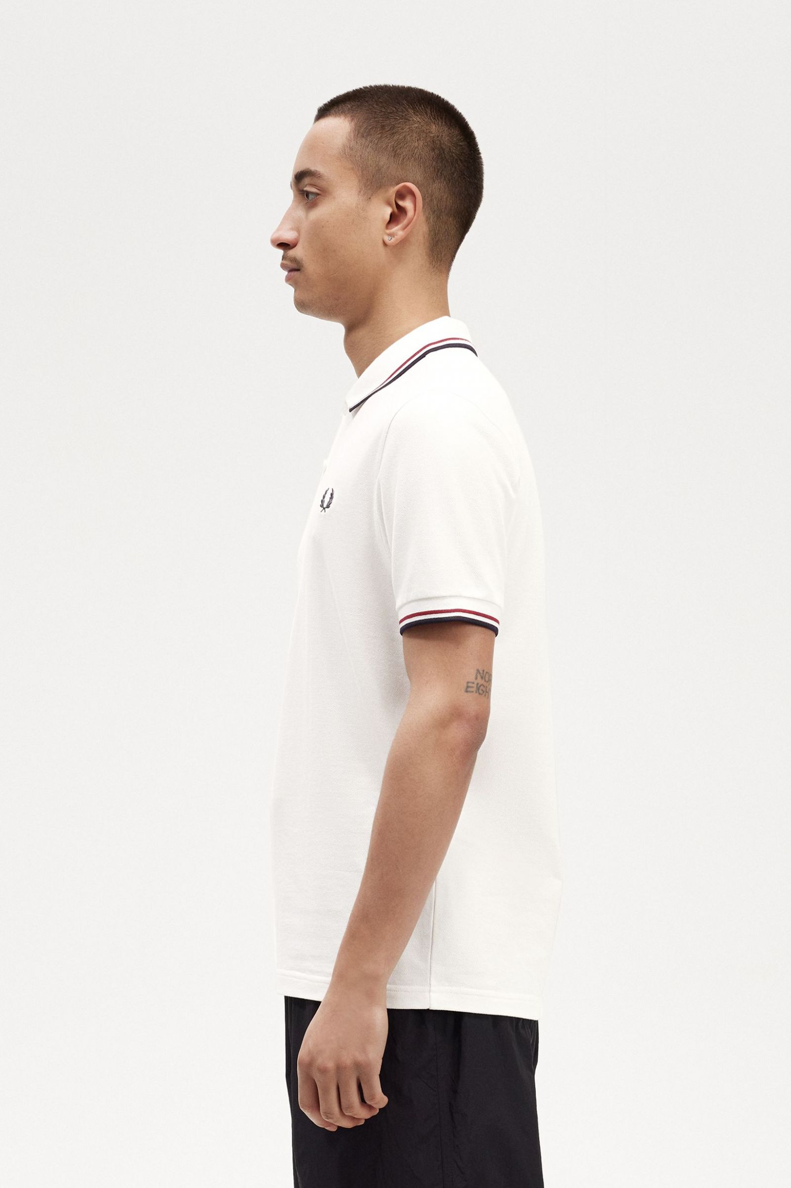 The Fred Perry ShirtM3600 Snow White / Burnt Red / Navy
