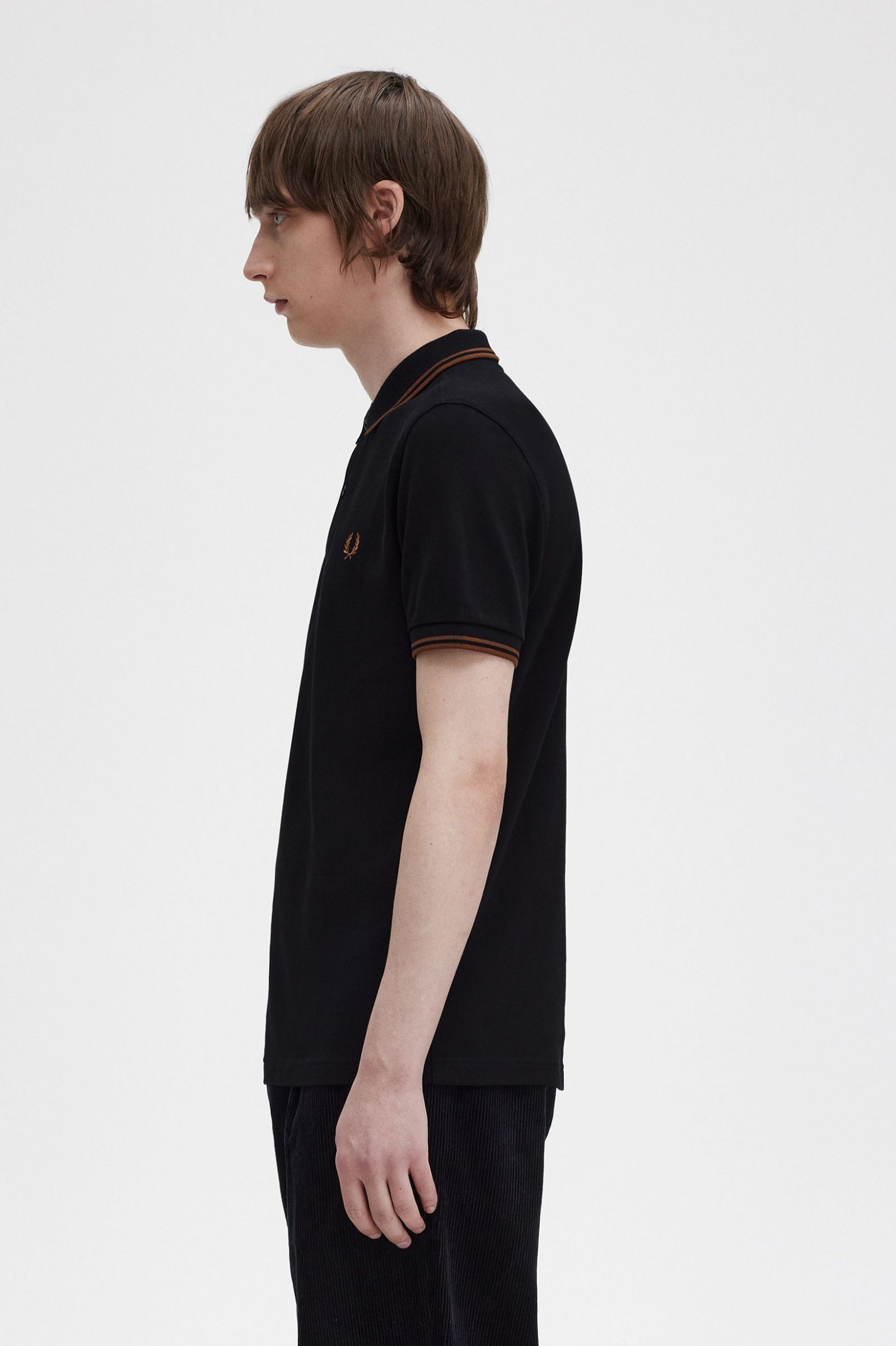 The Fred Perry ShirtM3600 Black / Whisky Brown / Whisky Brown
