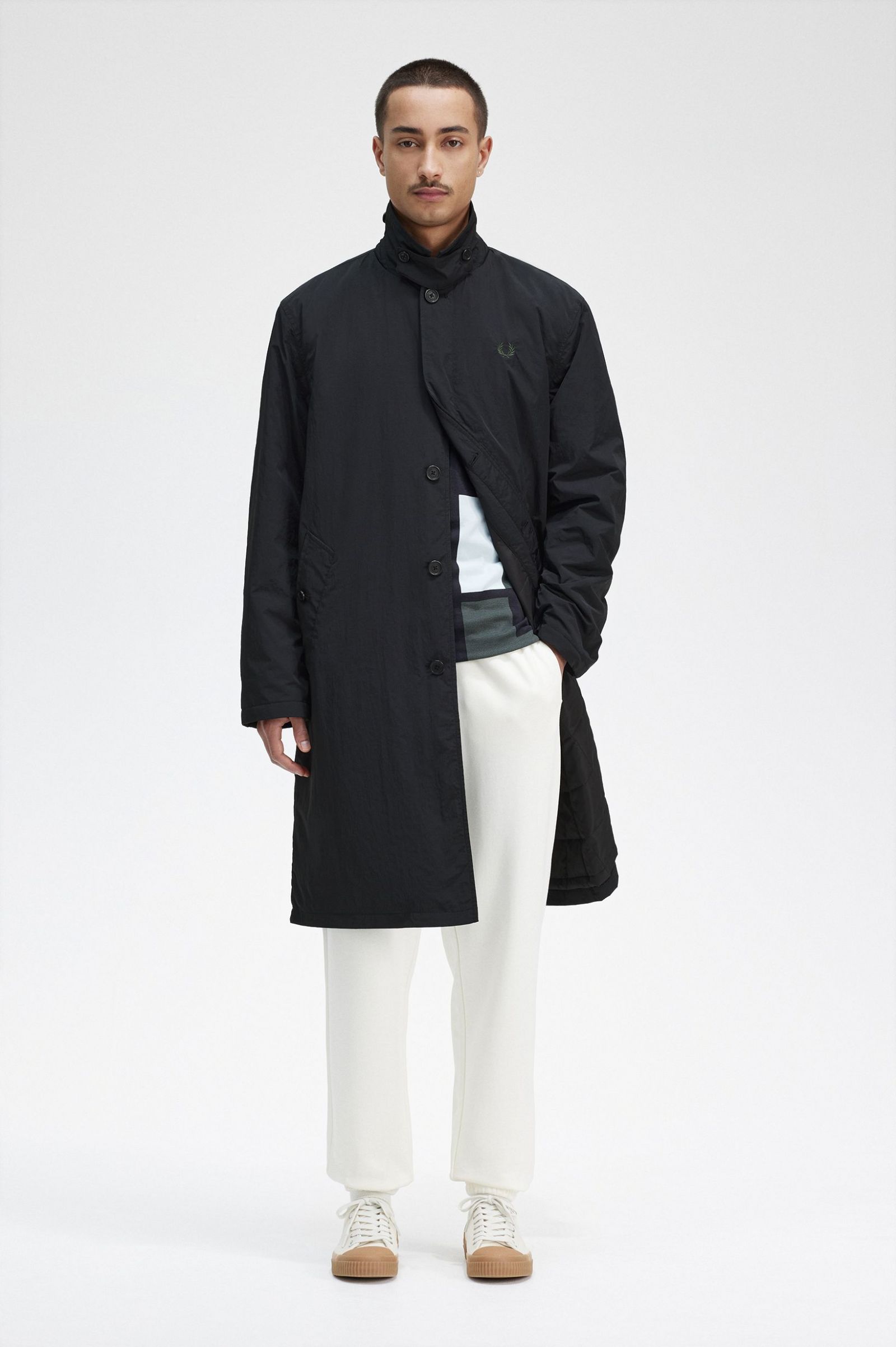 Button Through Mac Black