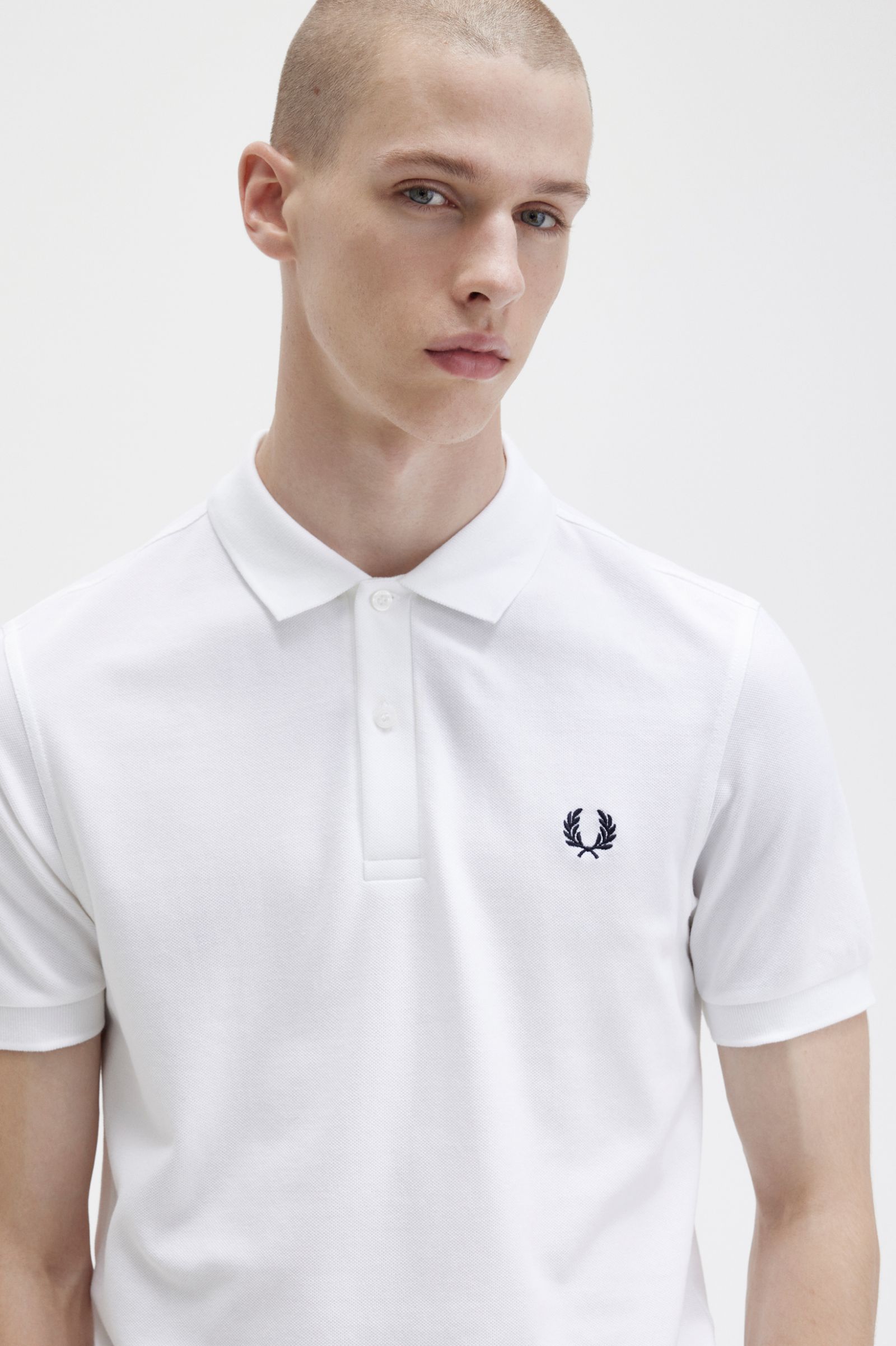 The Fred Perry ShirtM6000 White / Navy