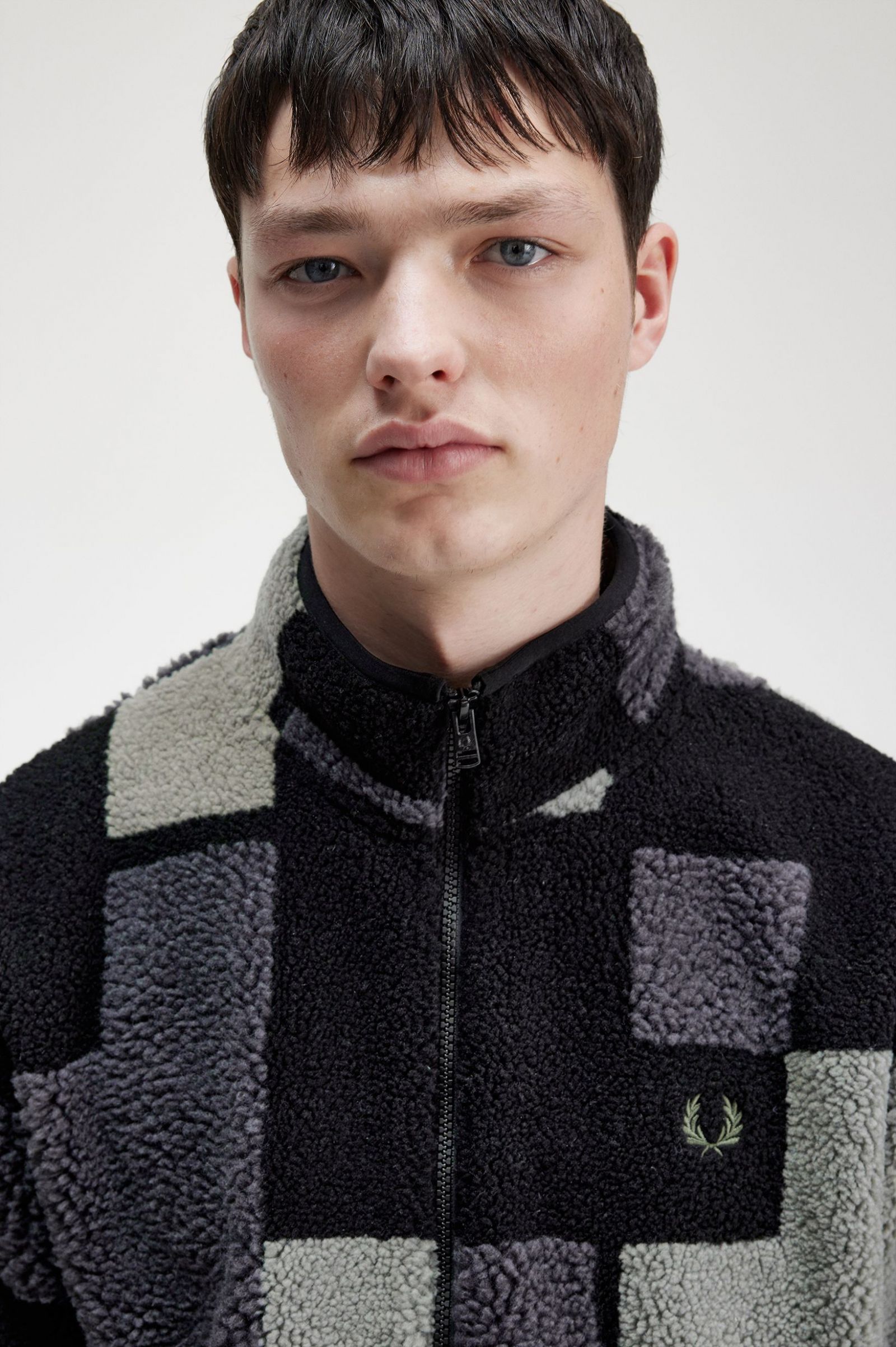 Pixel Borg Fleece Black