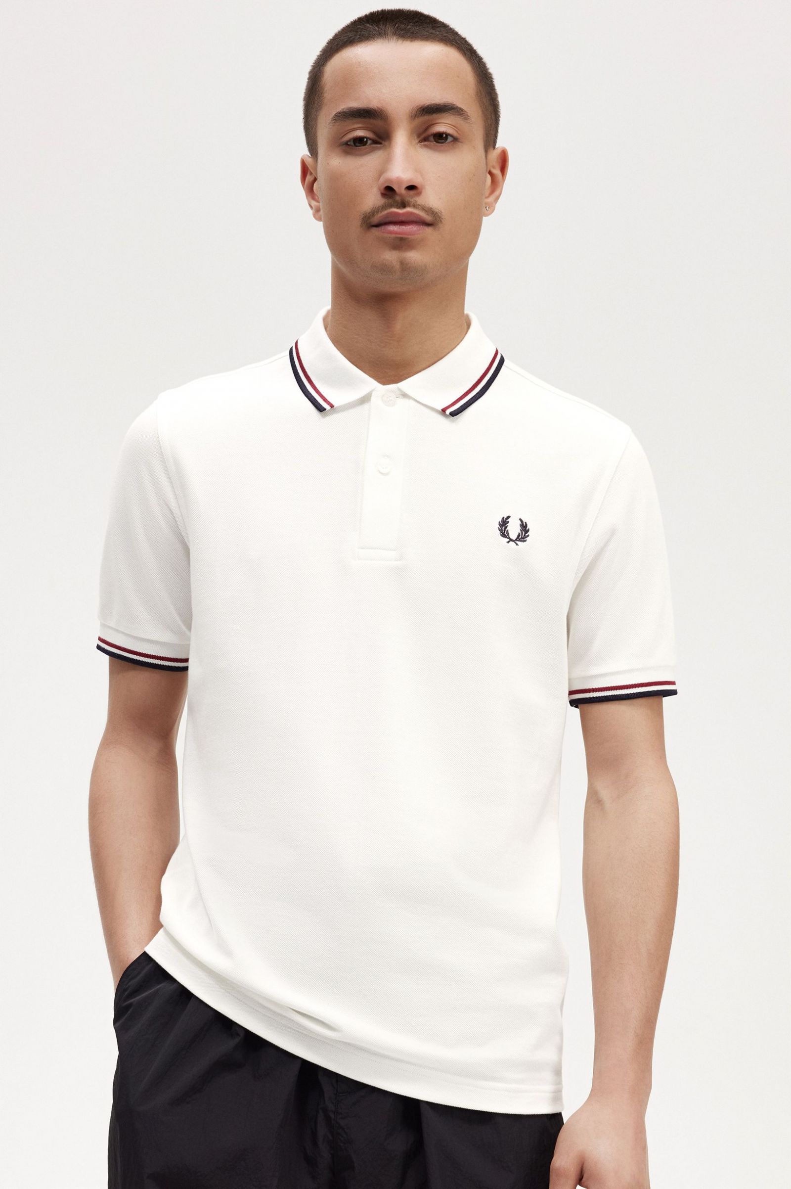 The Fred Perry ShirtM3600 Snow White / Burnt Red / Navy