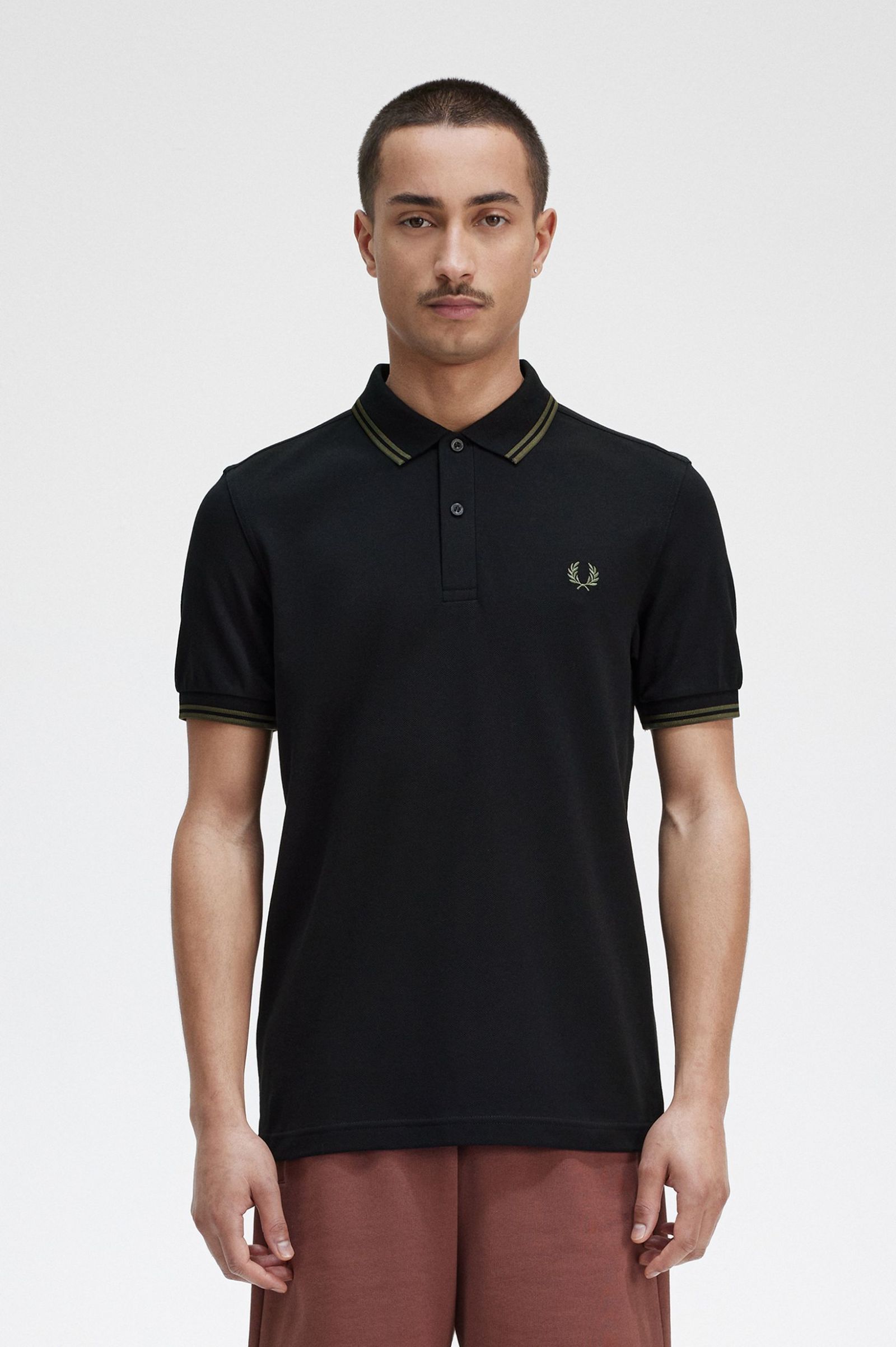 The Fred Perry ShirtM3600 Black / Field Green / Field Green