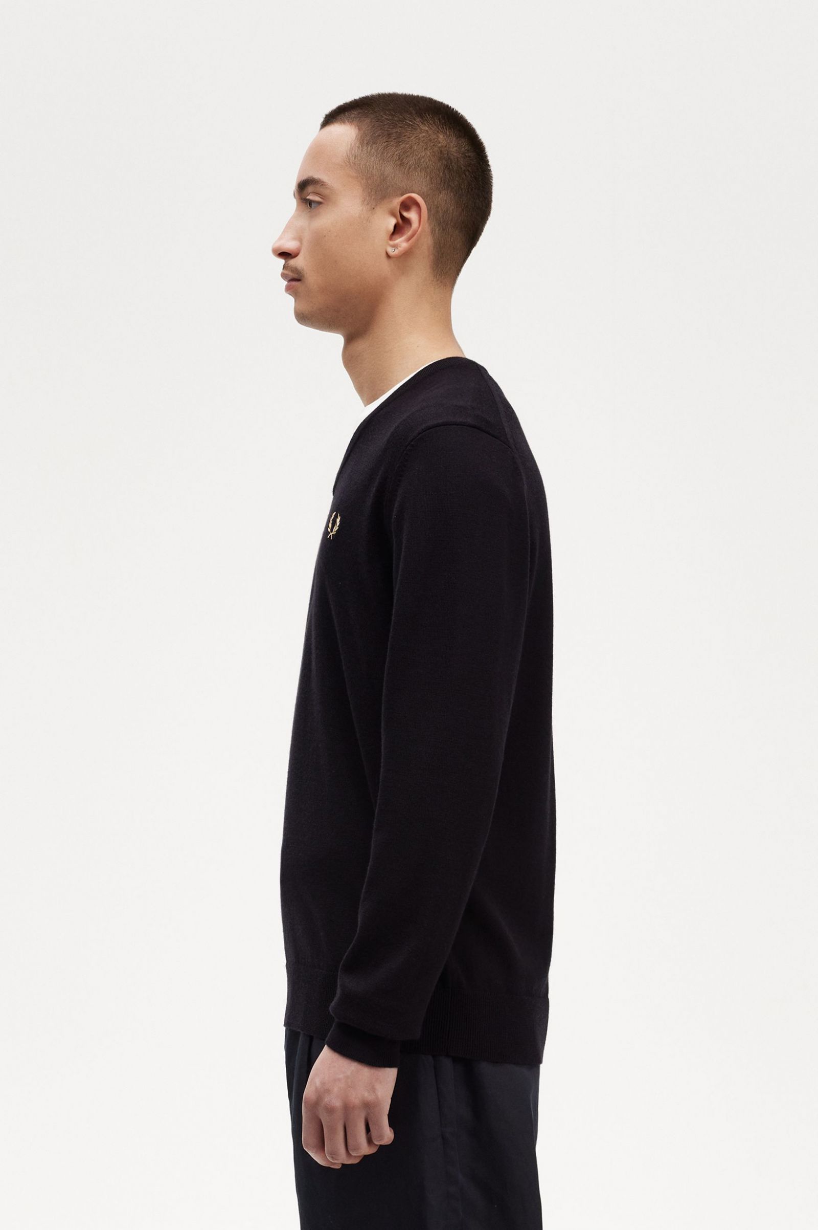Classic V-Neck Jumper Black