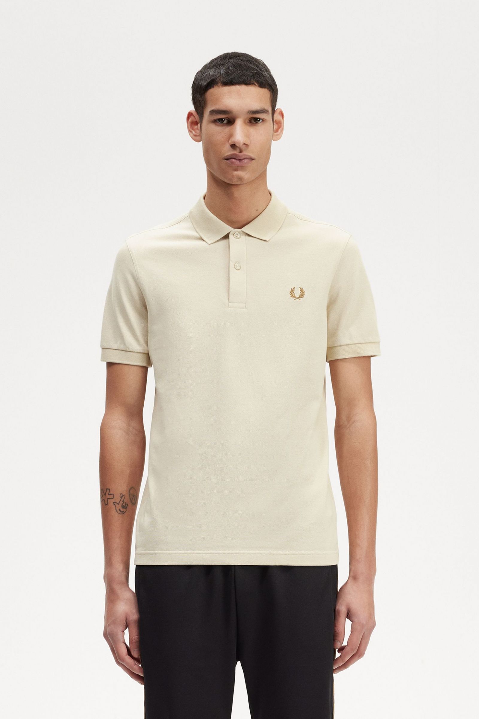 The Fred Perry ShirtM6000 Oatmeal / Dark Caramel