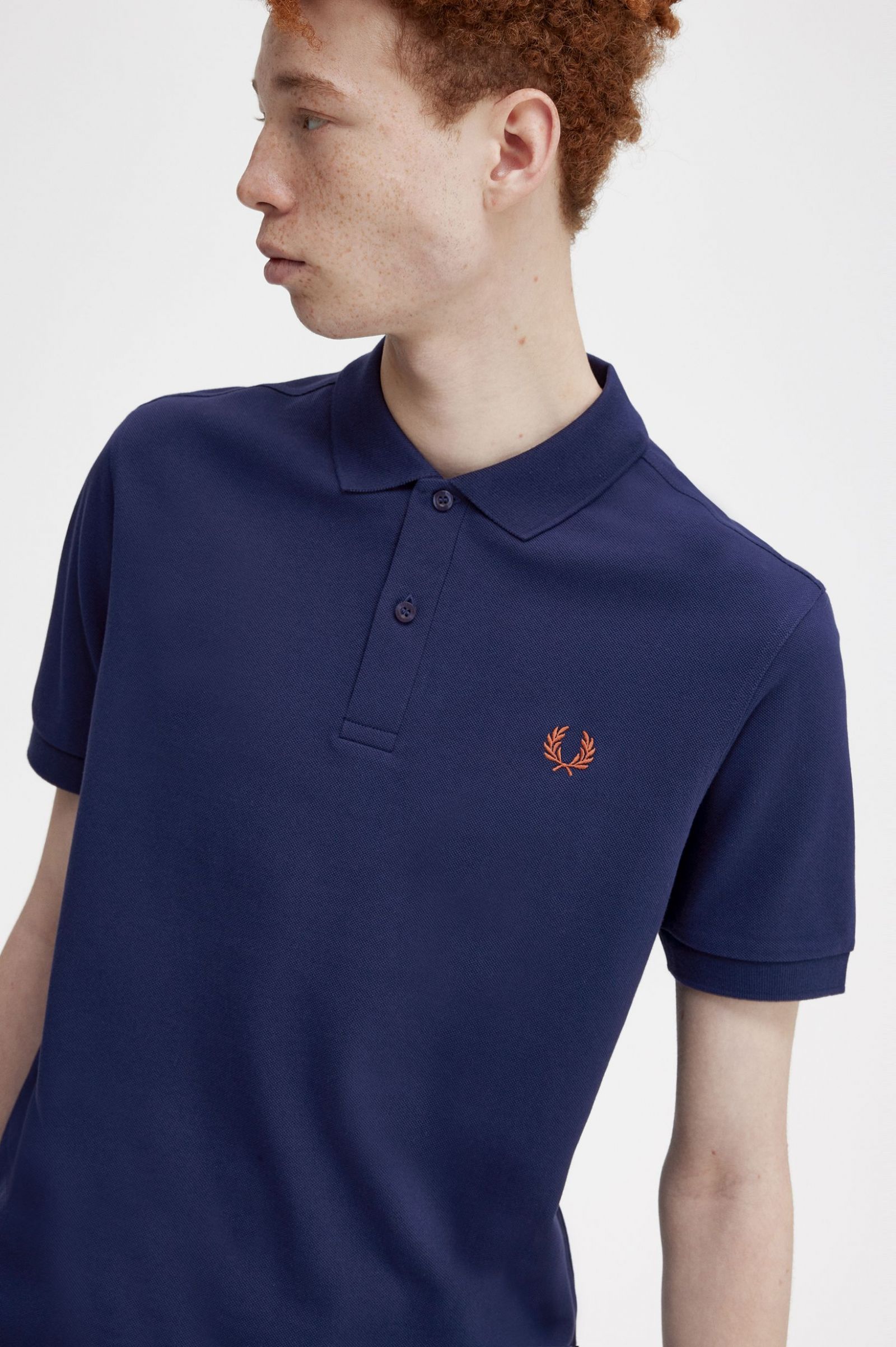 The Fred Perry ShirtM6000 French Navy / Whisky Brown