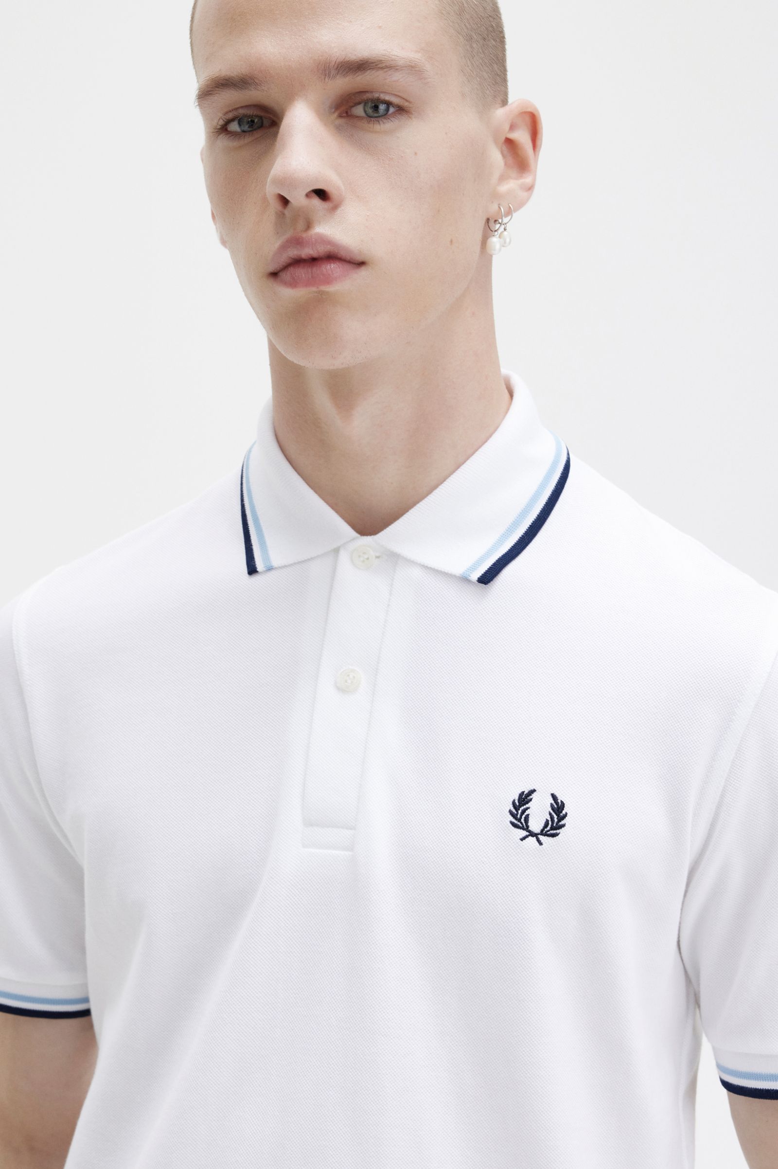 The Fred Perry ShirtM12 White / Ice / Navy