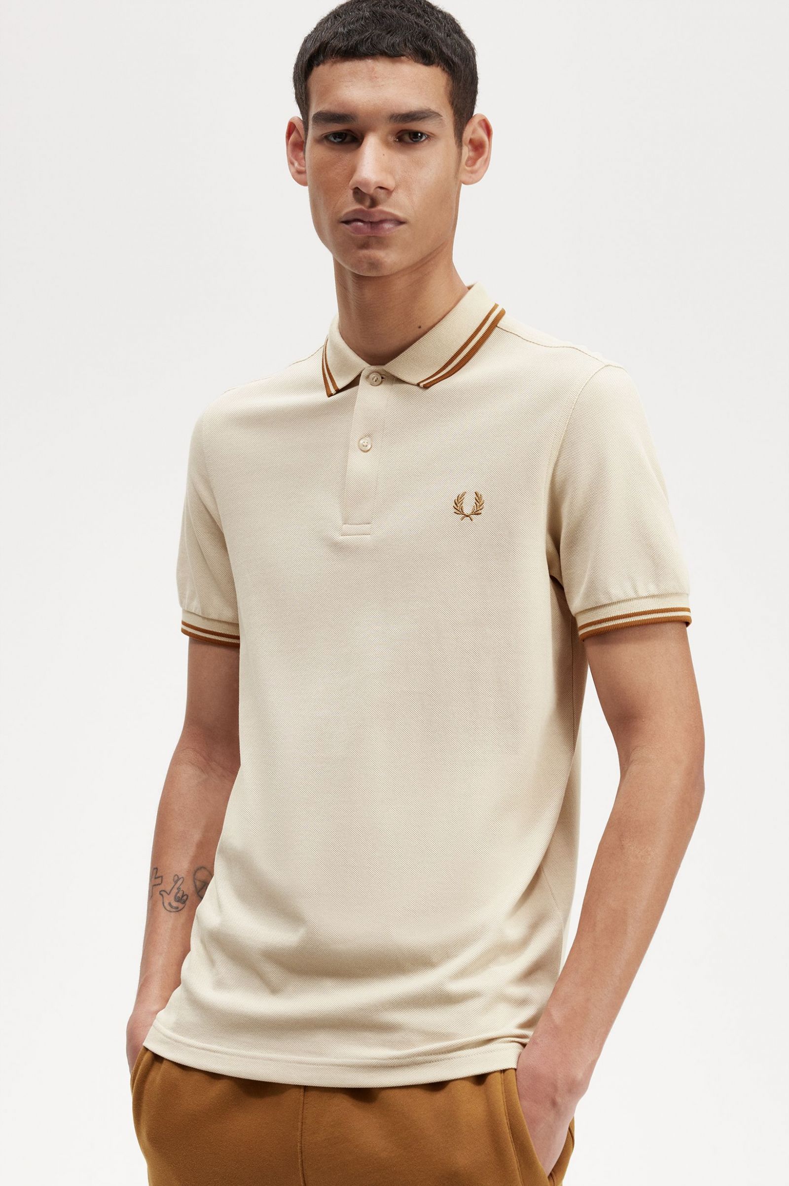 The Fred Perry ShirtM3600 Oatmeal / Dark Caramel / Dark Caramel