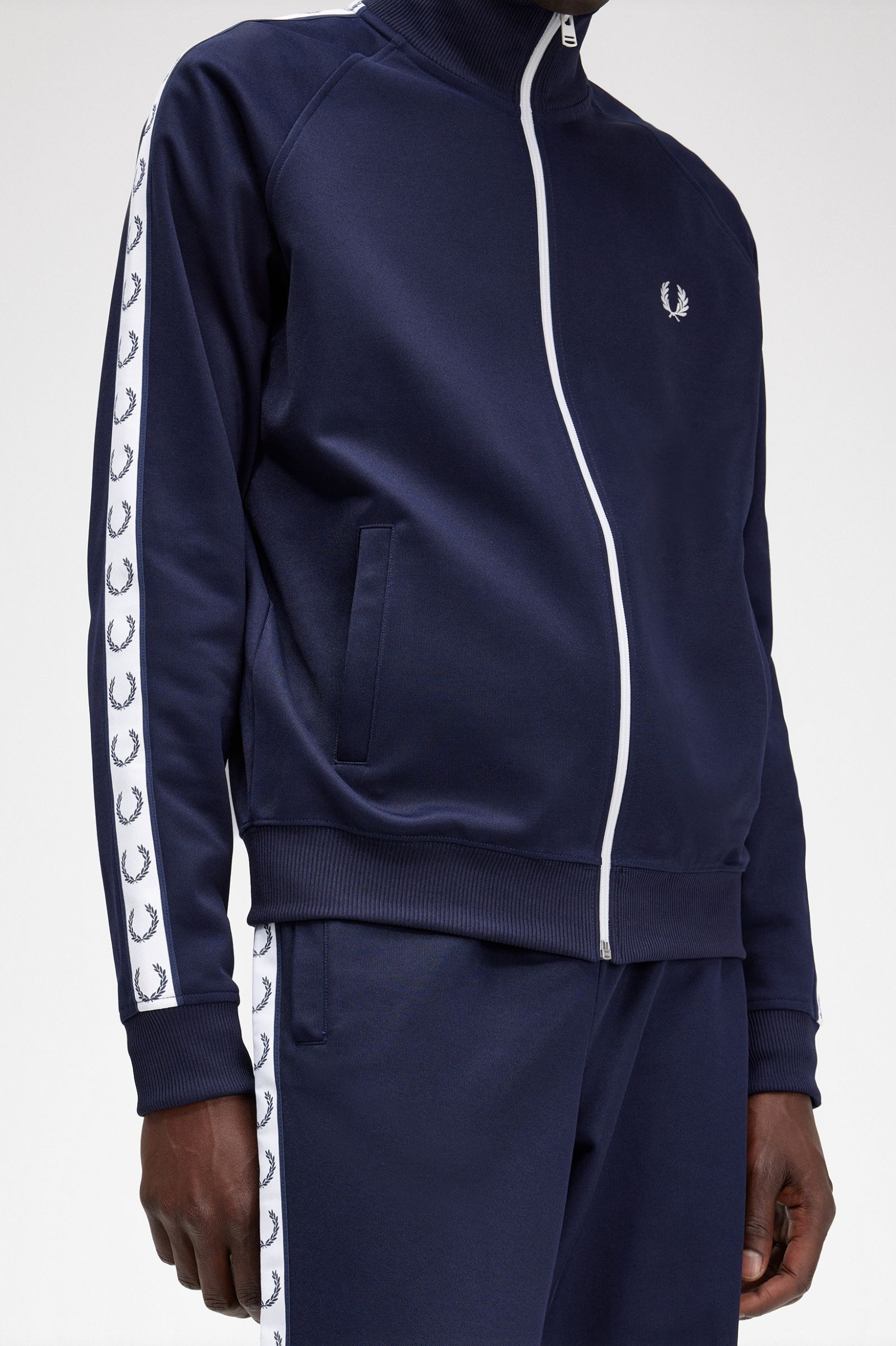 Taped Track Jacket Carbon Blue