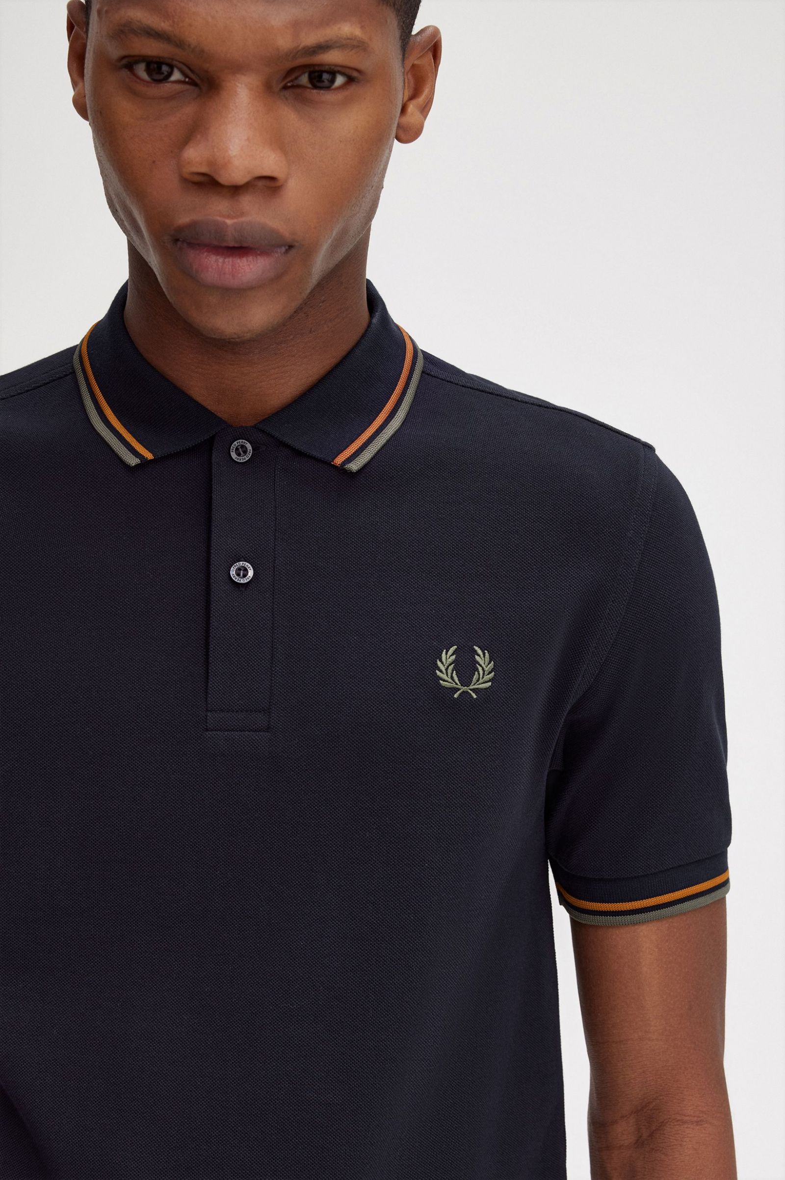 The Fred Perry ShirtM3600 Navy / Nut Flake / Field Green