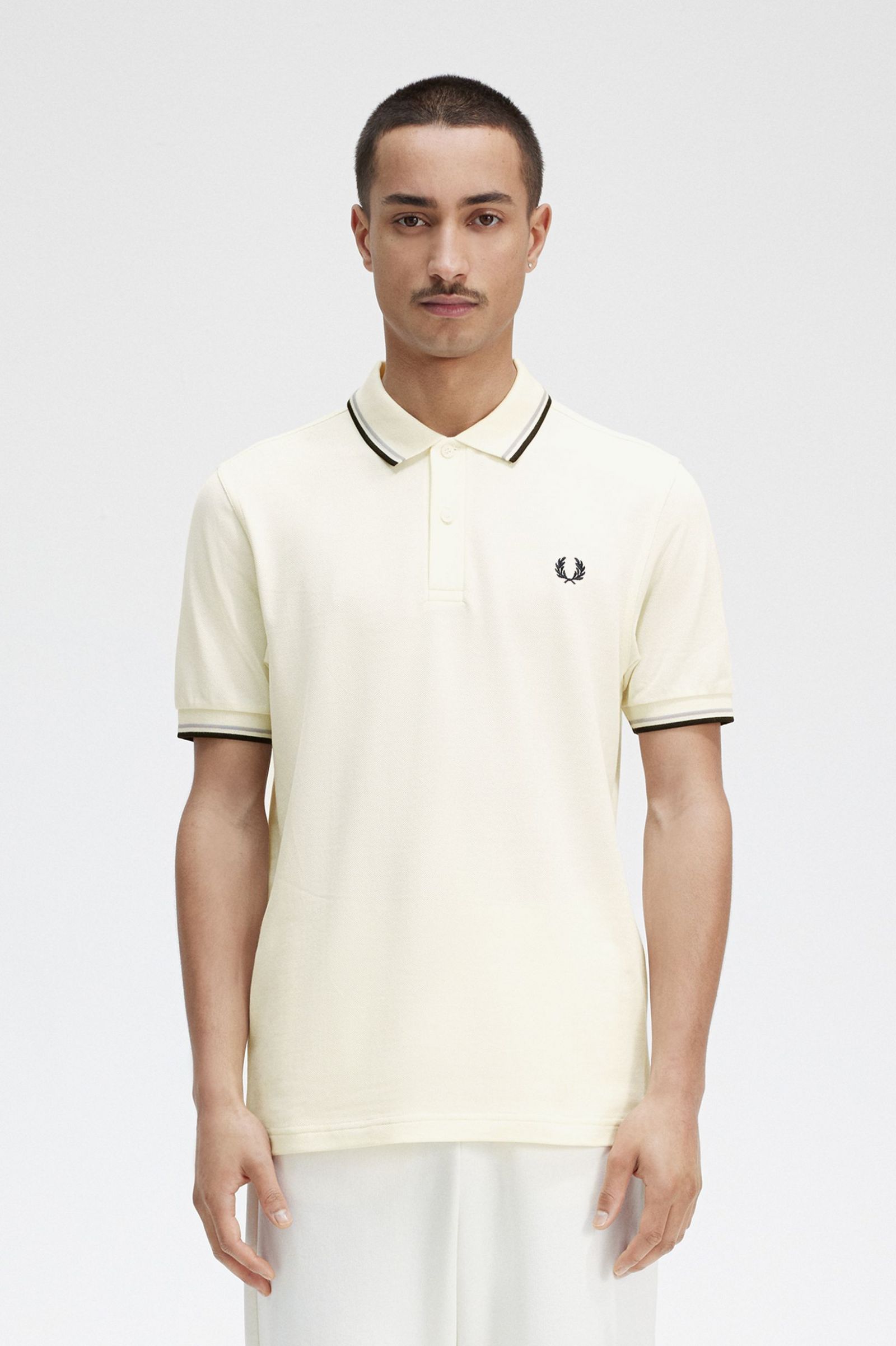 The Fred Perry ShirtM3600 Ecru / Limestone / Black