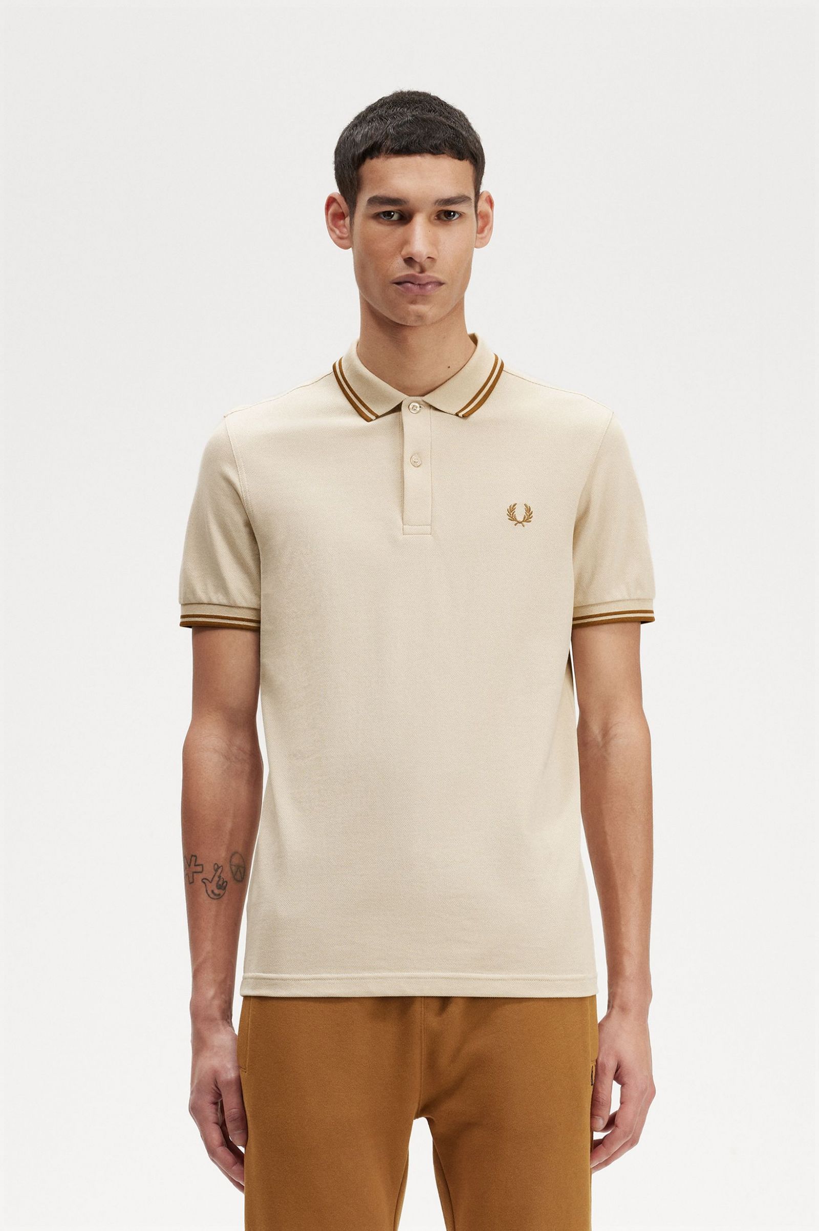 The Fred Perry ShirtM3600 Oatmeal / Dark Caramel / Dark Caramel