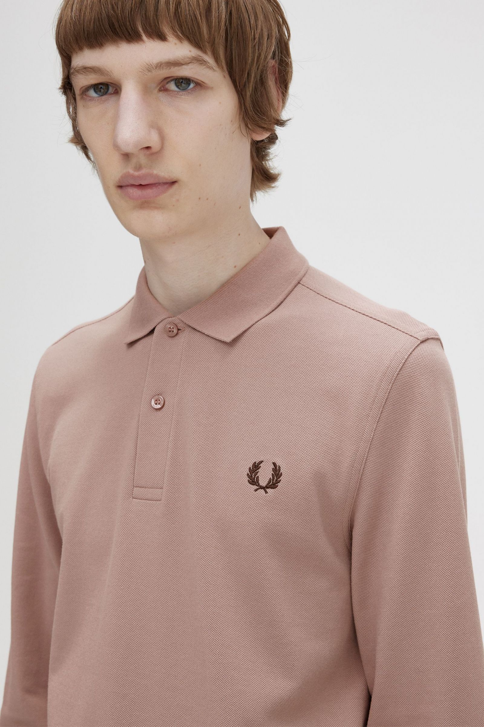 The Fred Perry ShirtM6006 Dark Pink / Burnt Tobacco