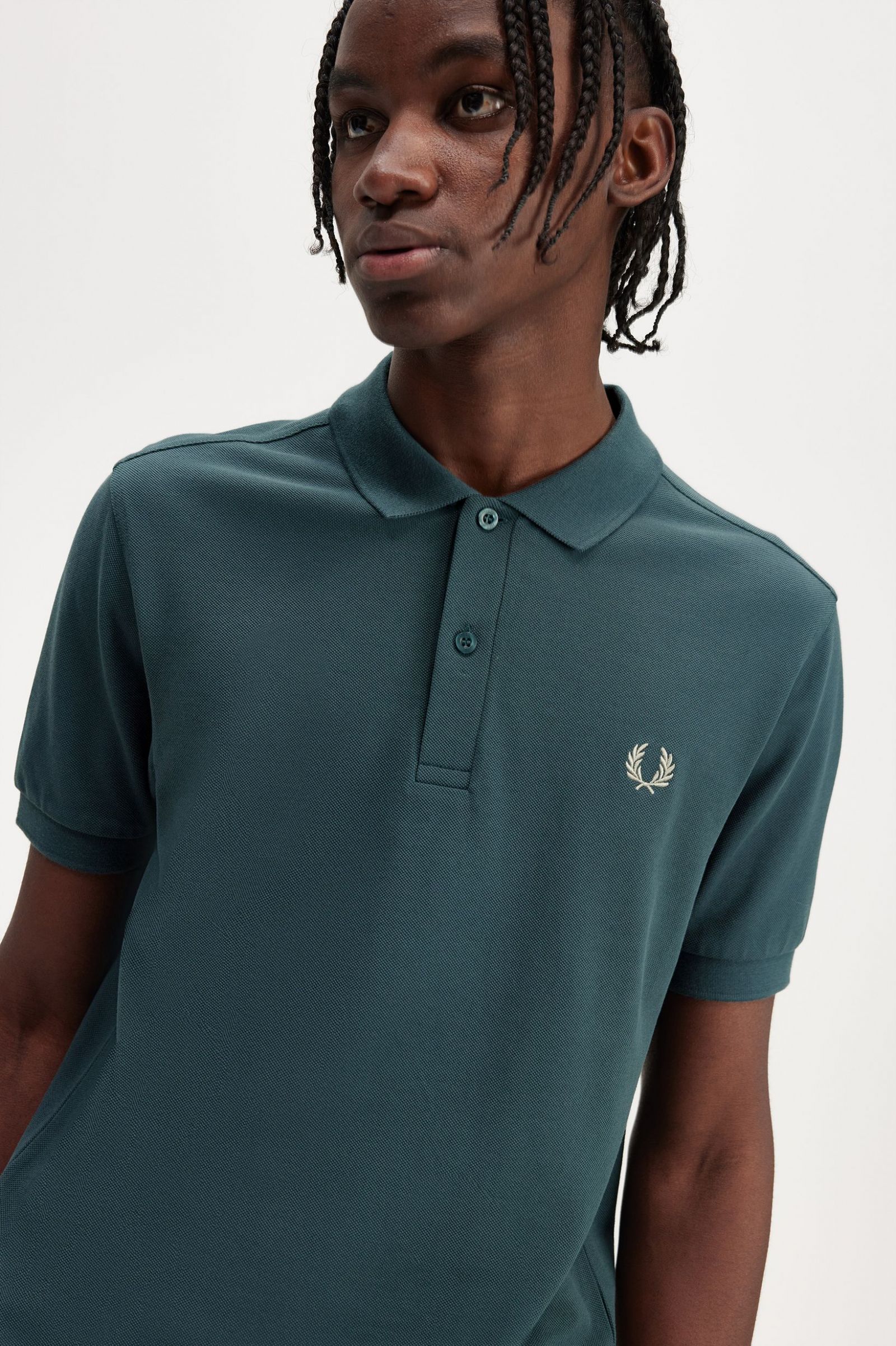 The Fred Perry ShirtM6000 Petrol Blue / Light Oyster