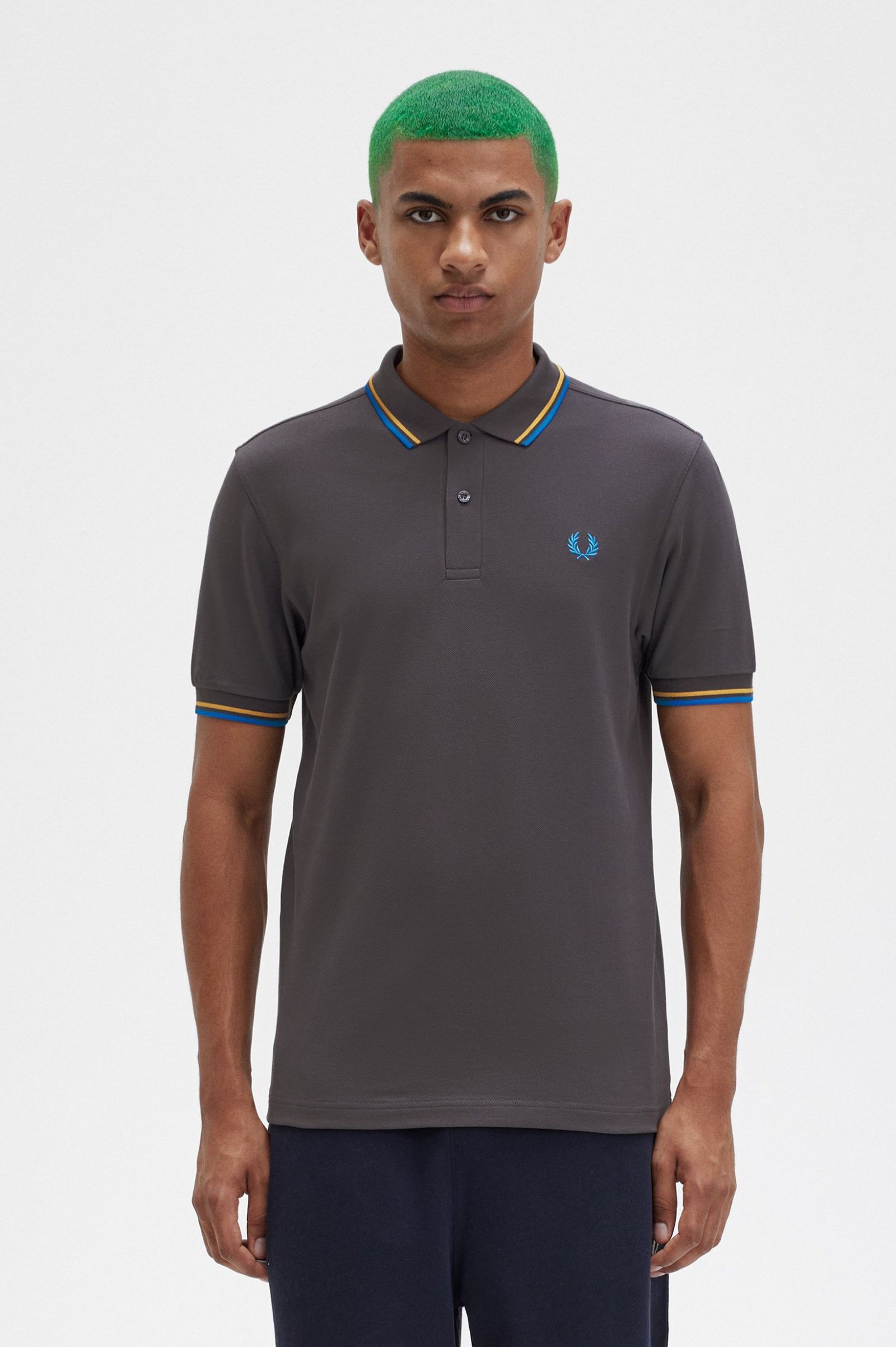 The Fred Perry ShirtM3600 Gunmetal / Golden Hour / Kingfisher