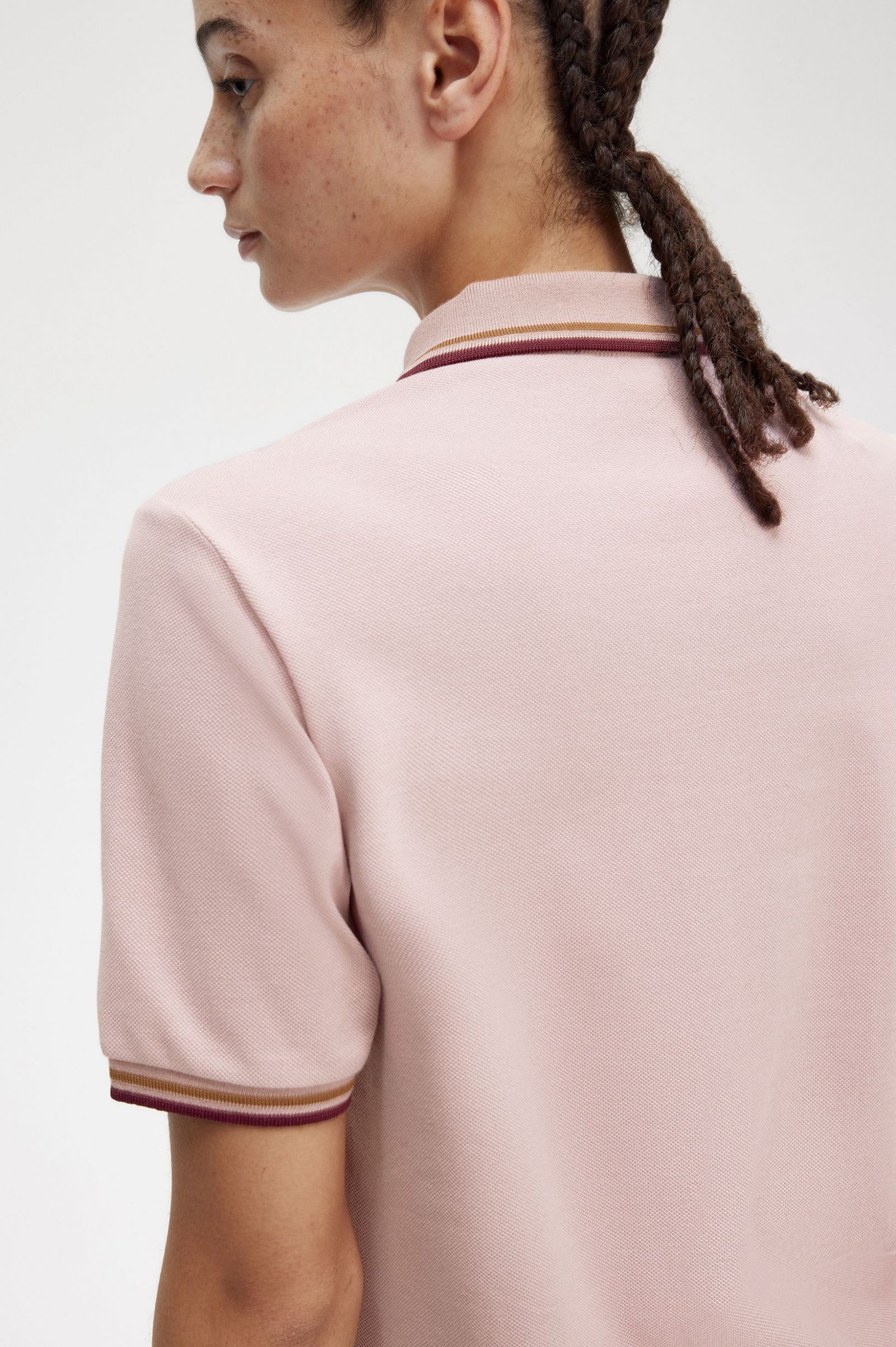 The Fred Perry ShirtG3600 Dusty Rose Pink / Shaded Stone / Oxblood