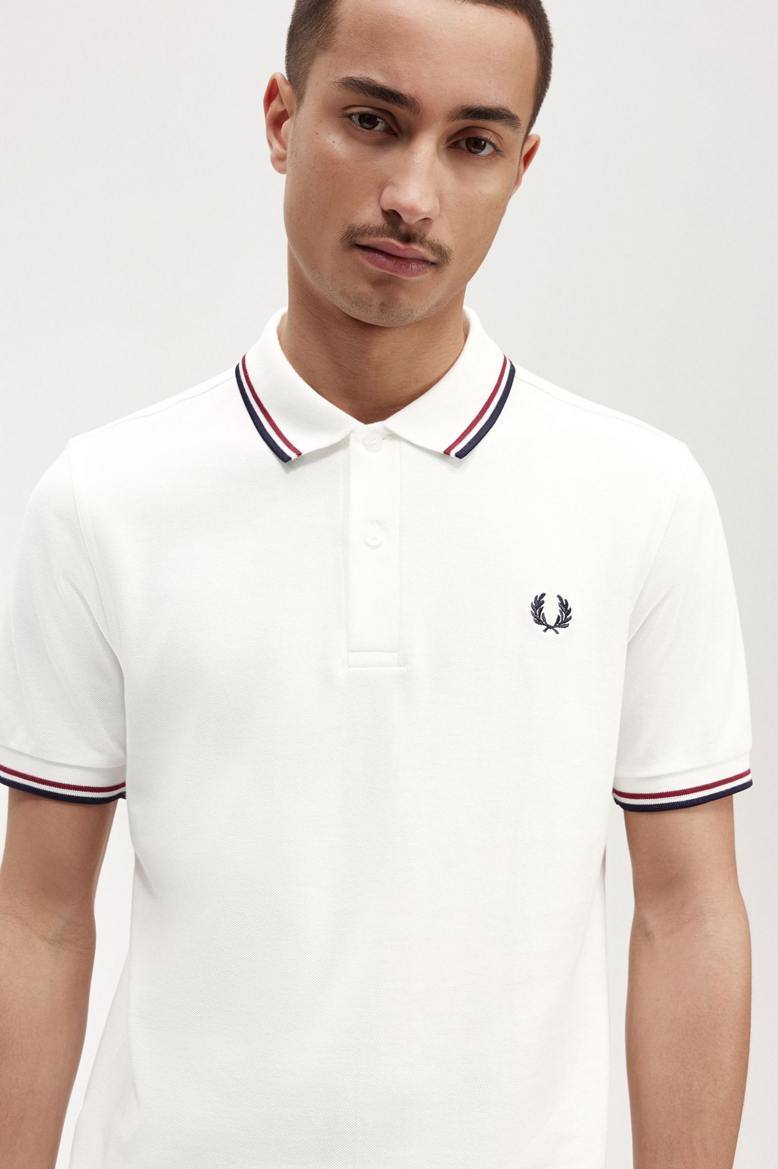 The Fred Perry ShirtM3600 Snow White / Burnt Red / Navy