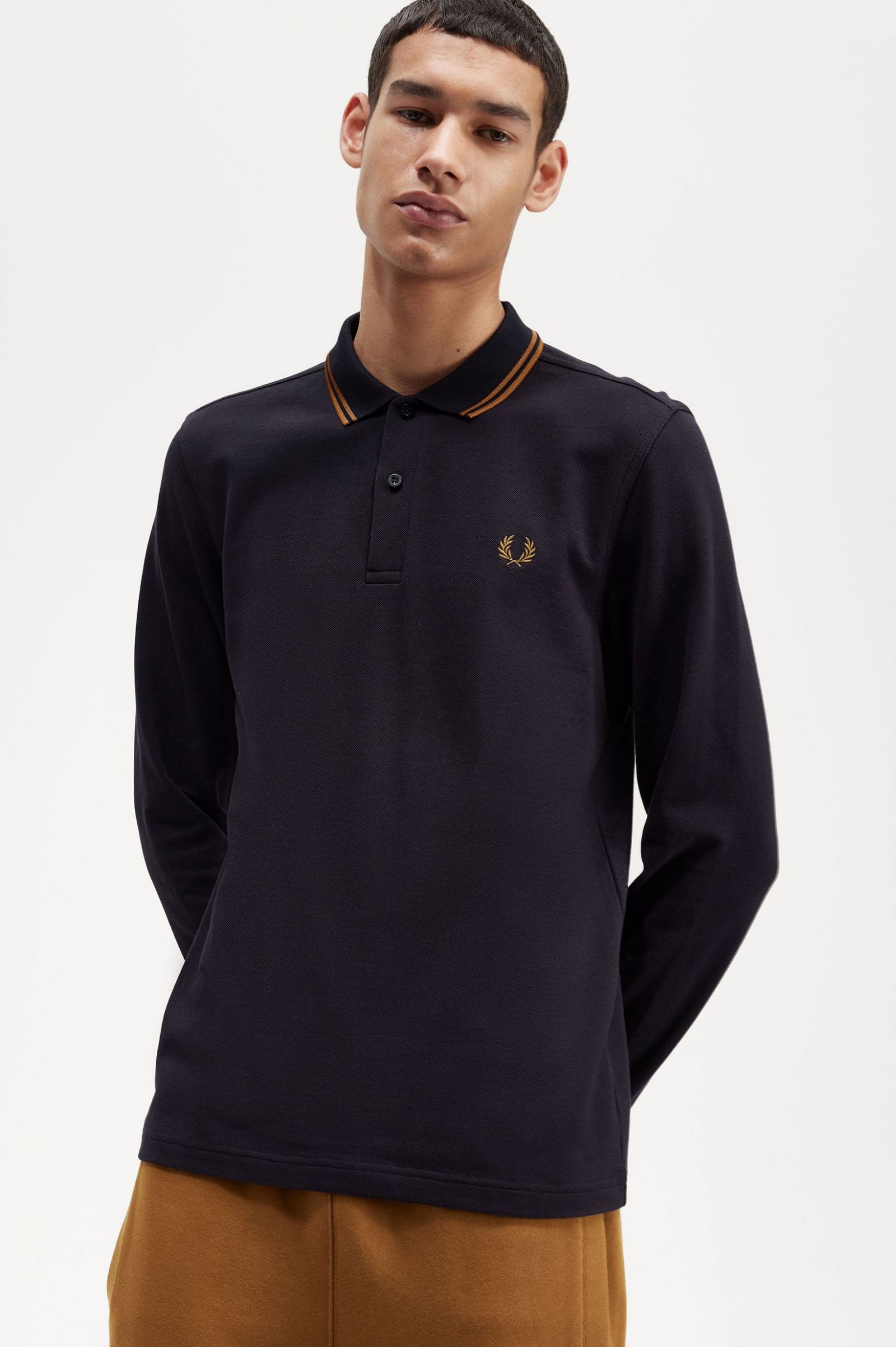 The Fred Perry ShirtM3636 Navy / Dark Caramel / Dark Caramel