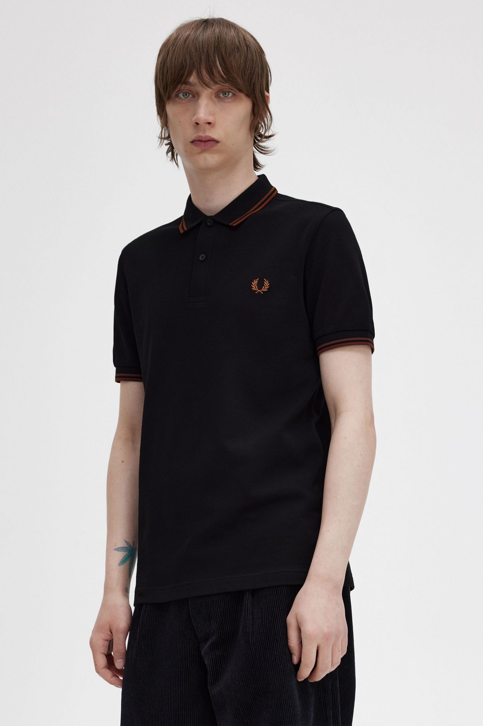 The Fred Perry ShirtM3600 Black / Whisky Brown / Whisky Brown