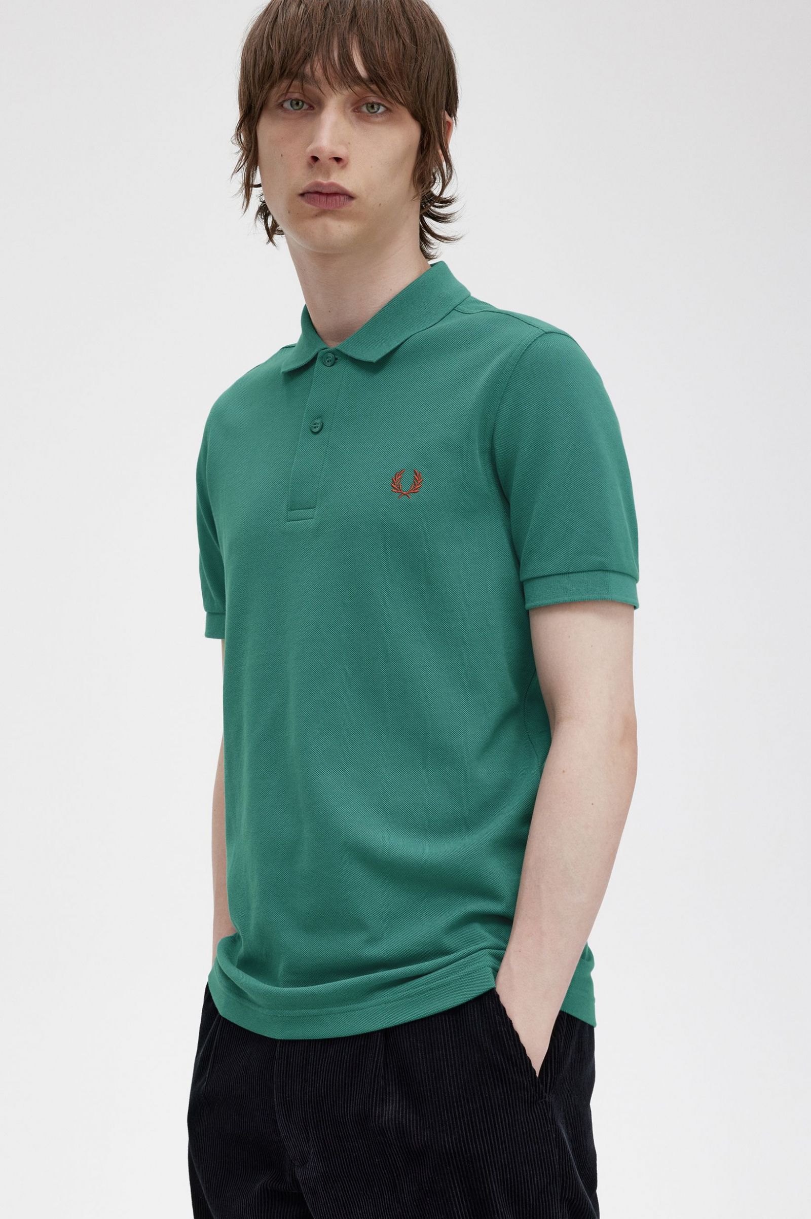 The Fred Perry ShirtM6000 Deep Mint / Whisky Brown