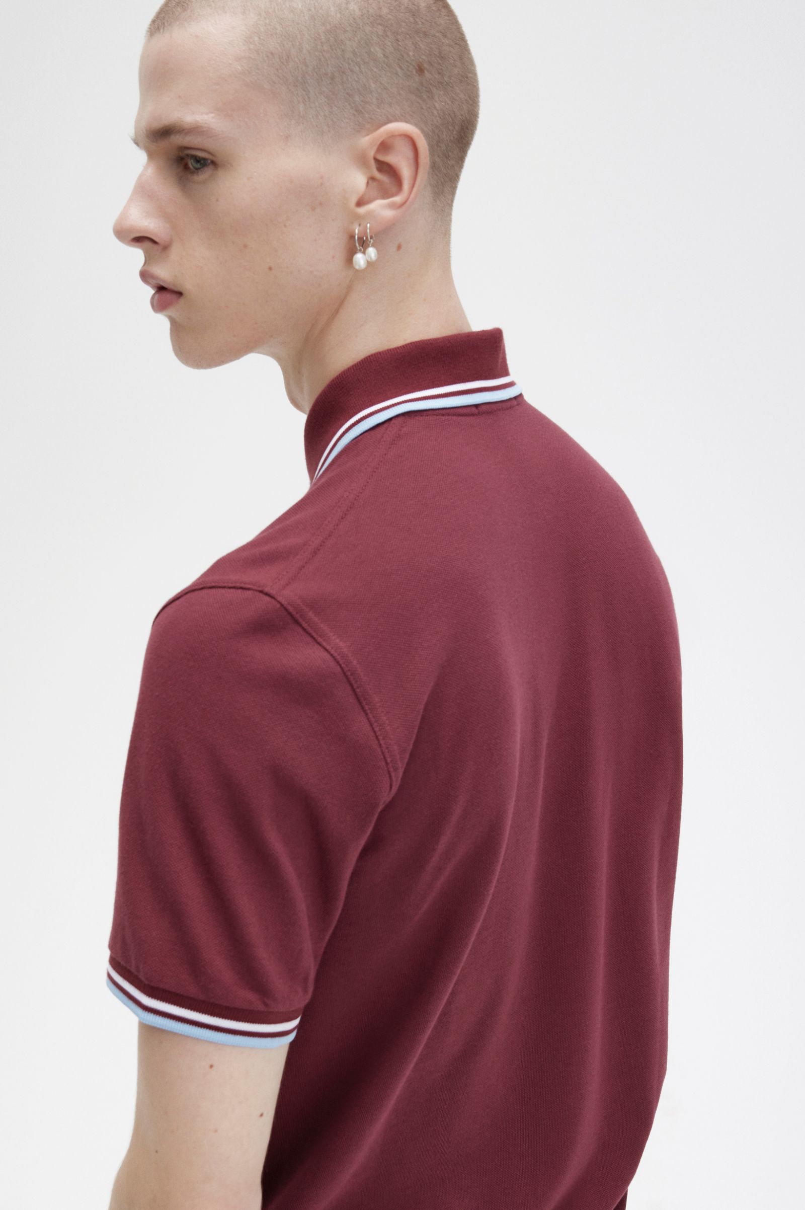 The Fred Perry ShirtM12 Maroon / White / Ice