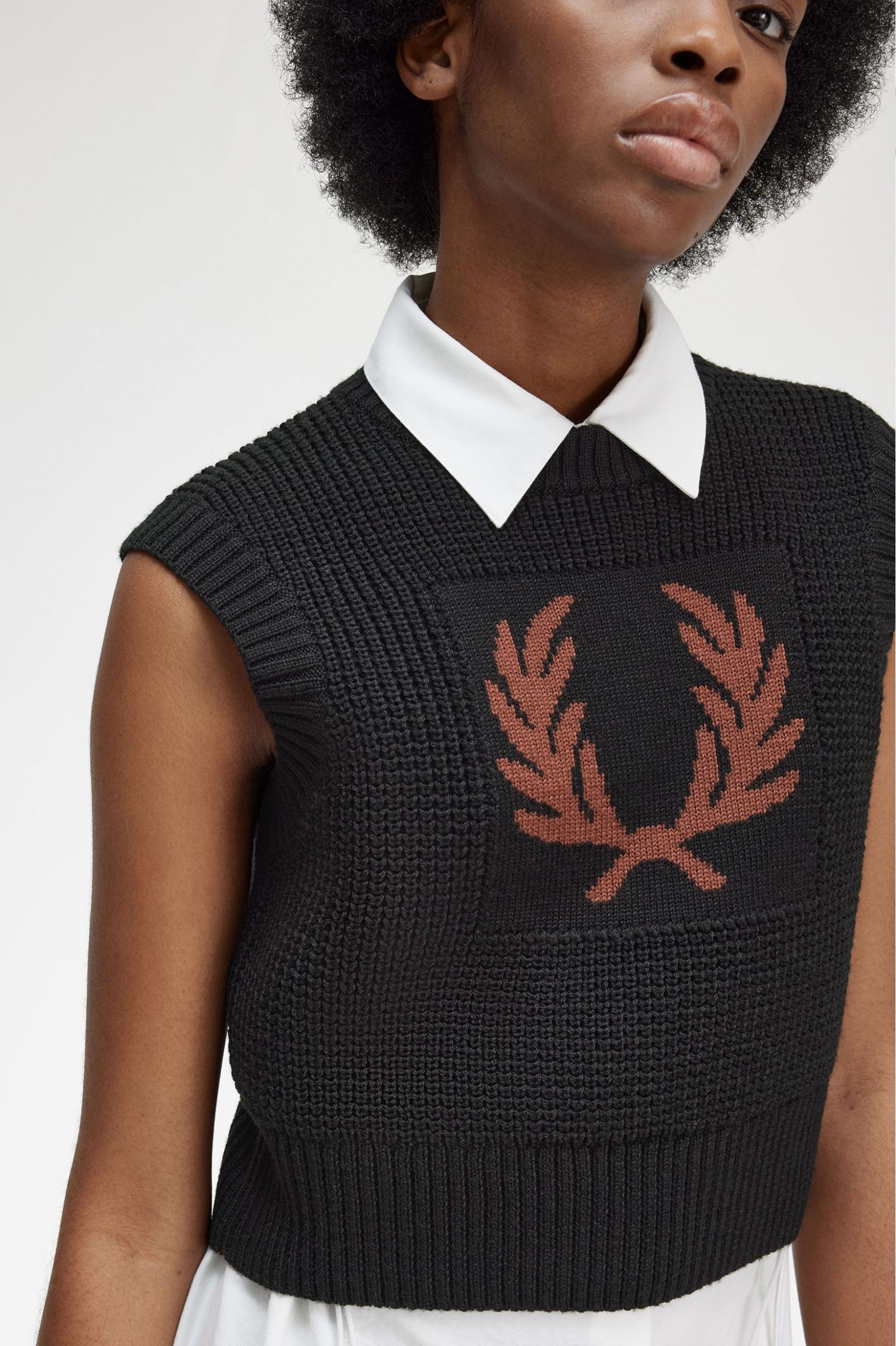 Laurel Wreath Knitted Tank Black