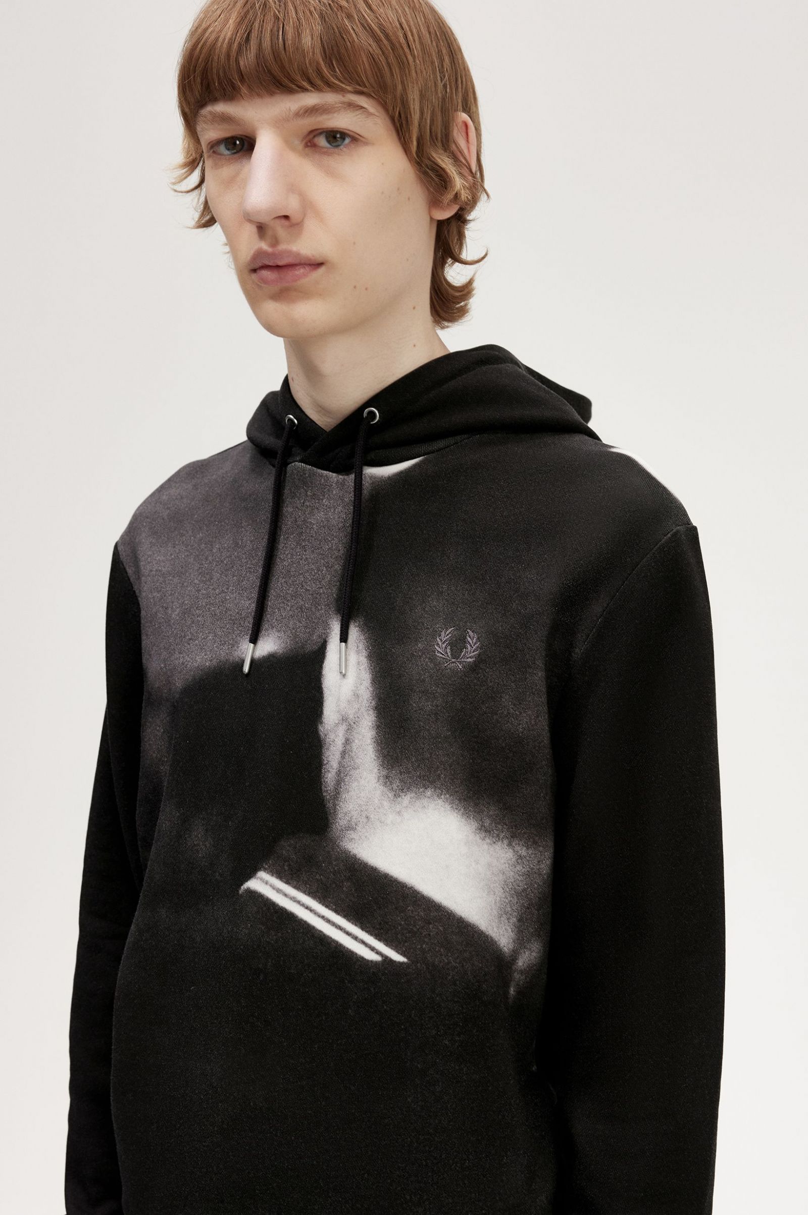 Rave Graphic Hooded Sweatshirt Black