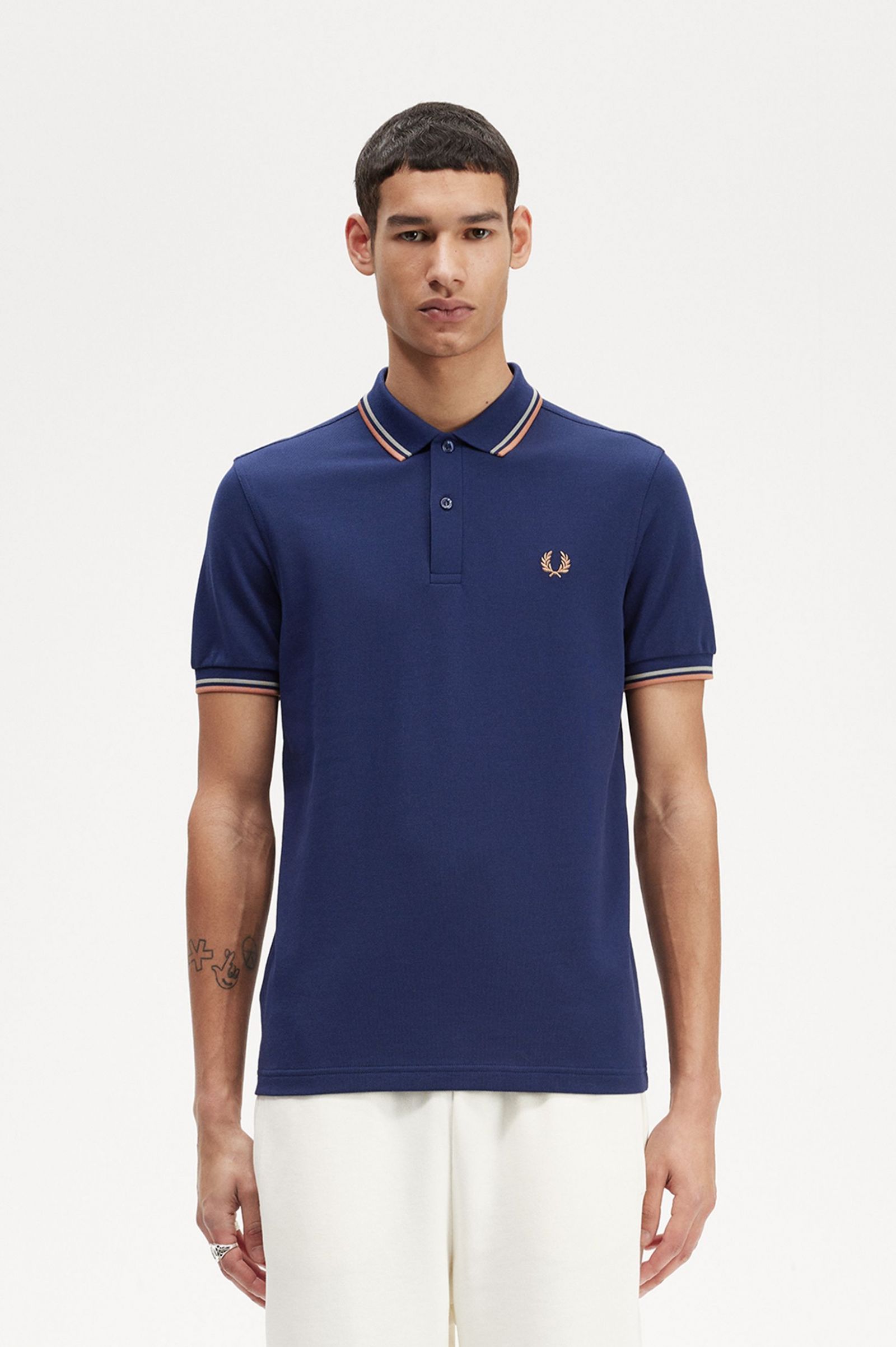 The Fred Perry ShirtM3600 French Navy / Seagrass / Light Rust