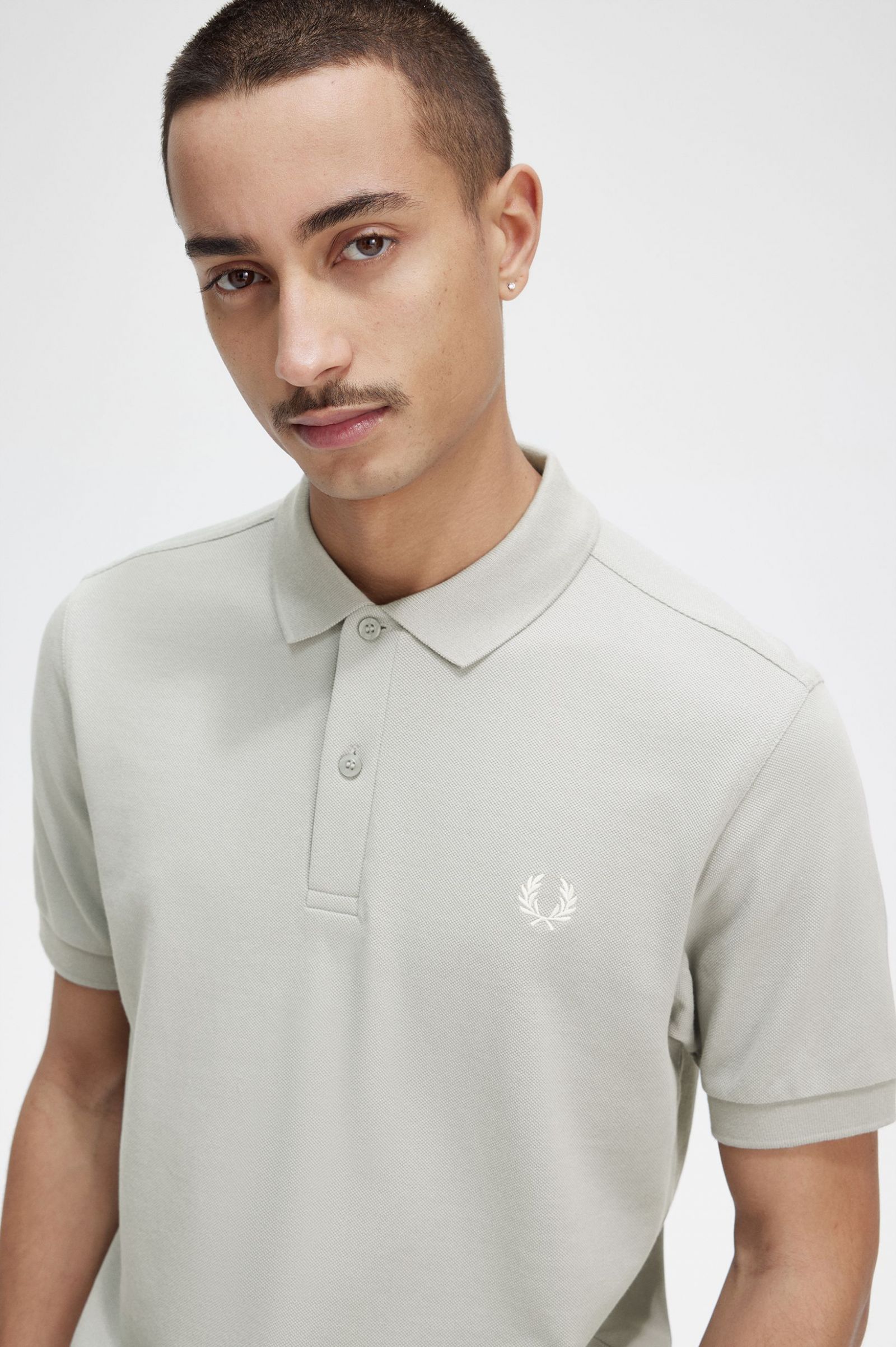 The Fred Perry ShirtM6000 Limestone / Ecru