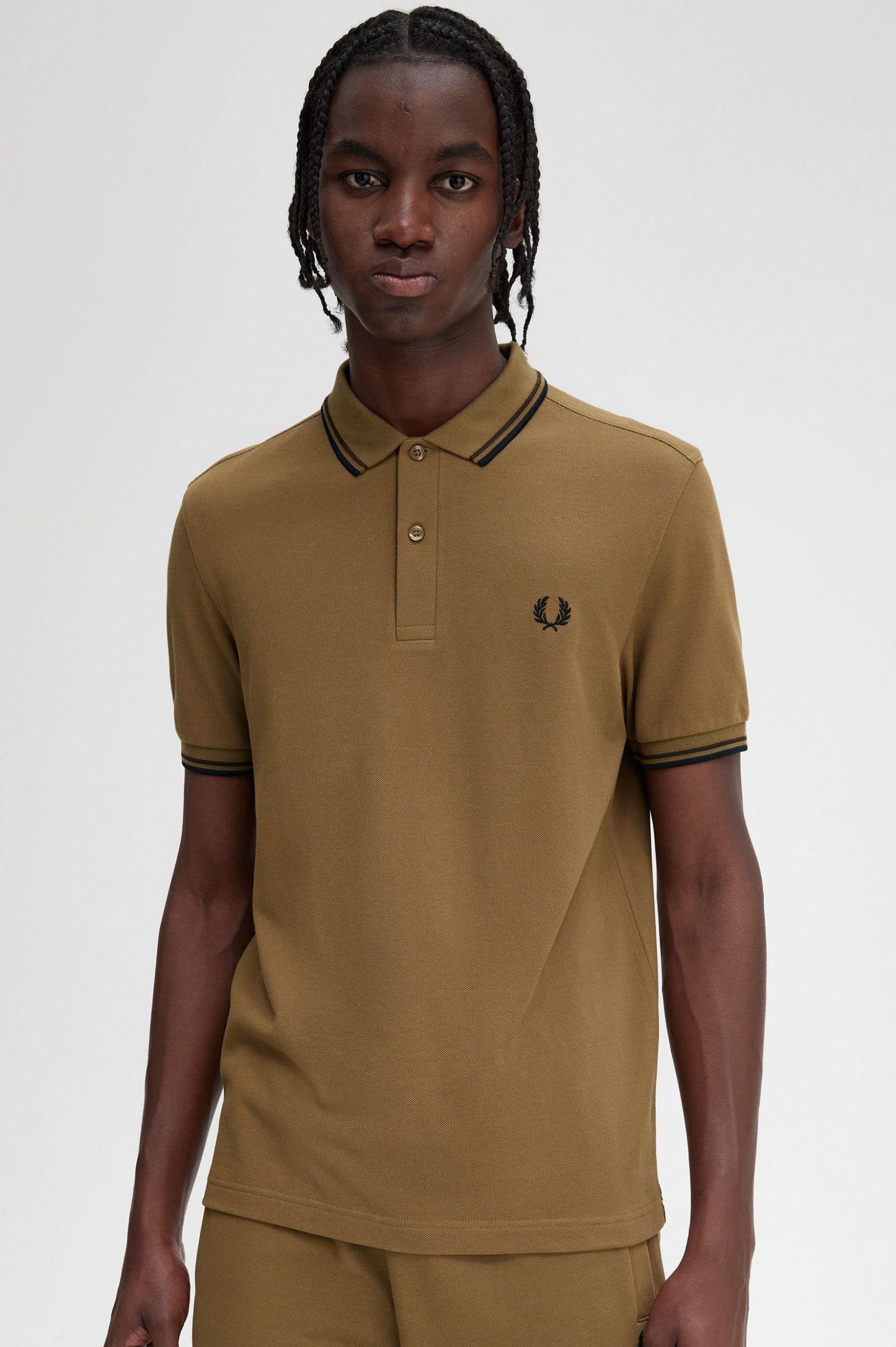 The Fred Perry ShirtM3600 Shaded Stone / Burnt Tobacco / Black