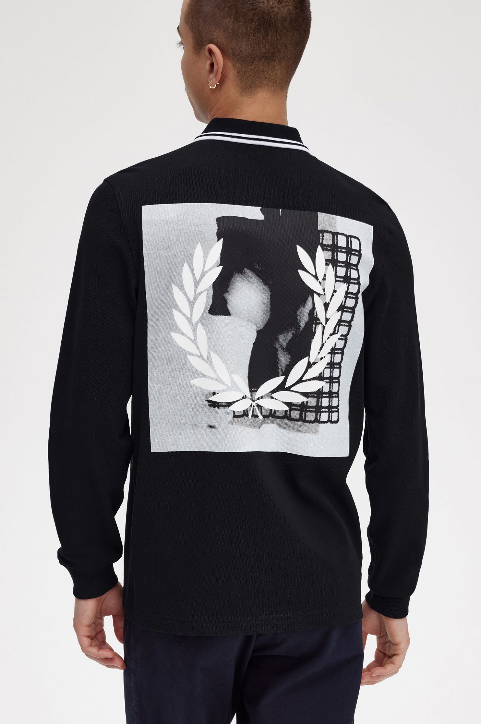 Rave Graphic Long Sleeve Fred Perry Shirt Black