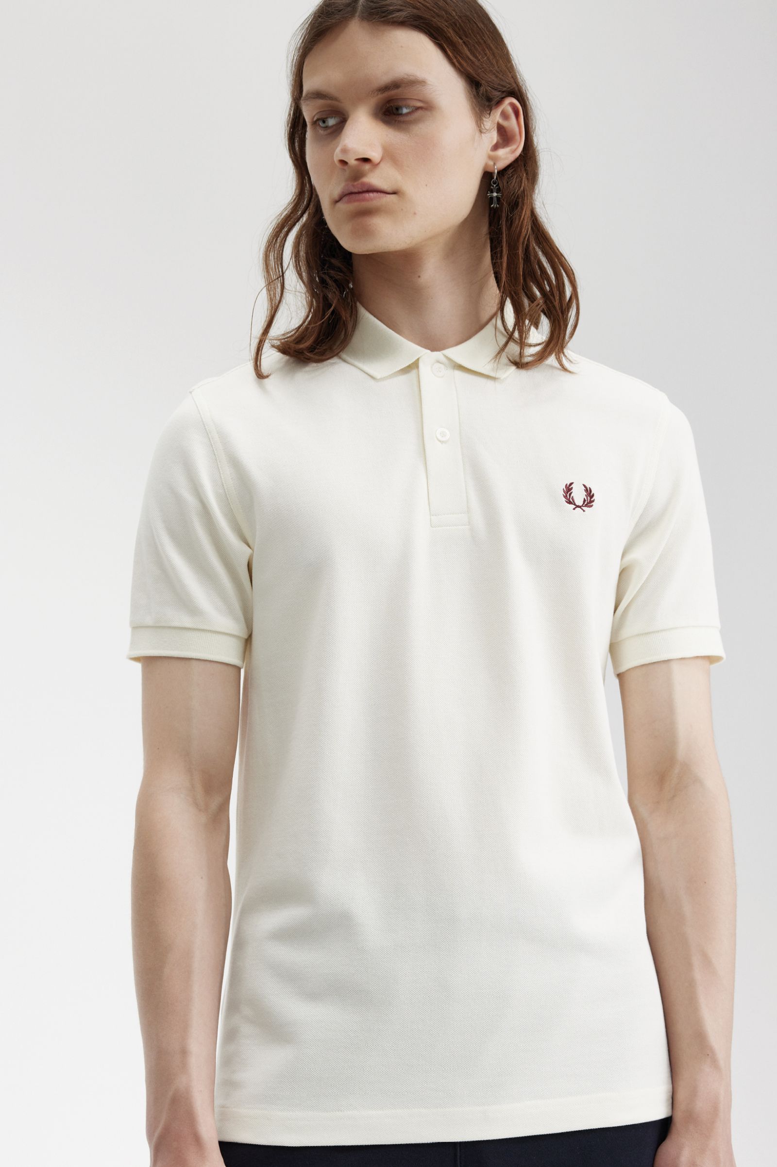 The Fred Perry ShirtM6000 Ecru / Oxblood