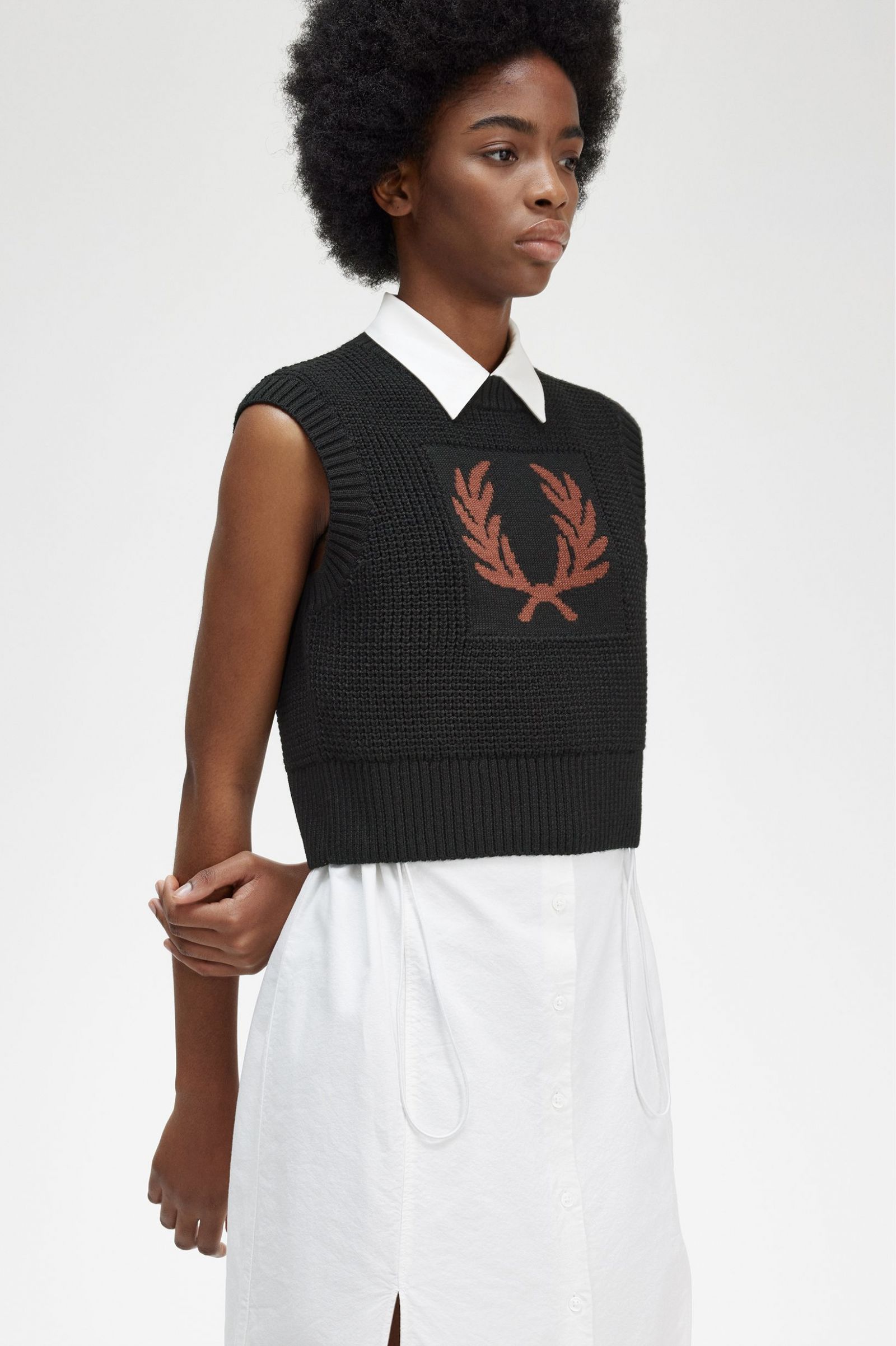 Laurel Wreath Knitted Tank Black