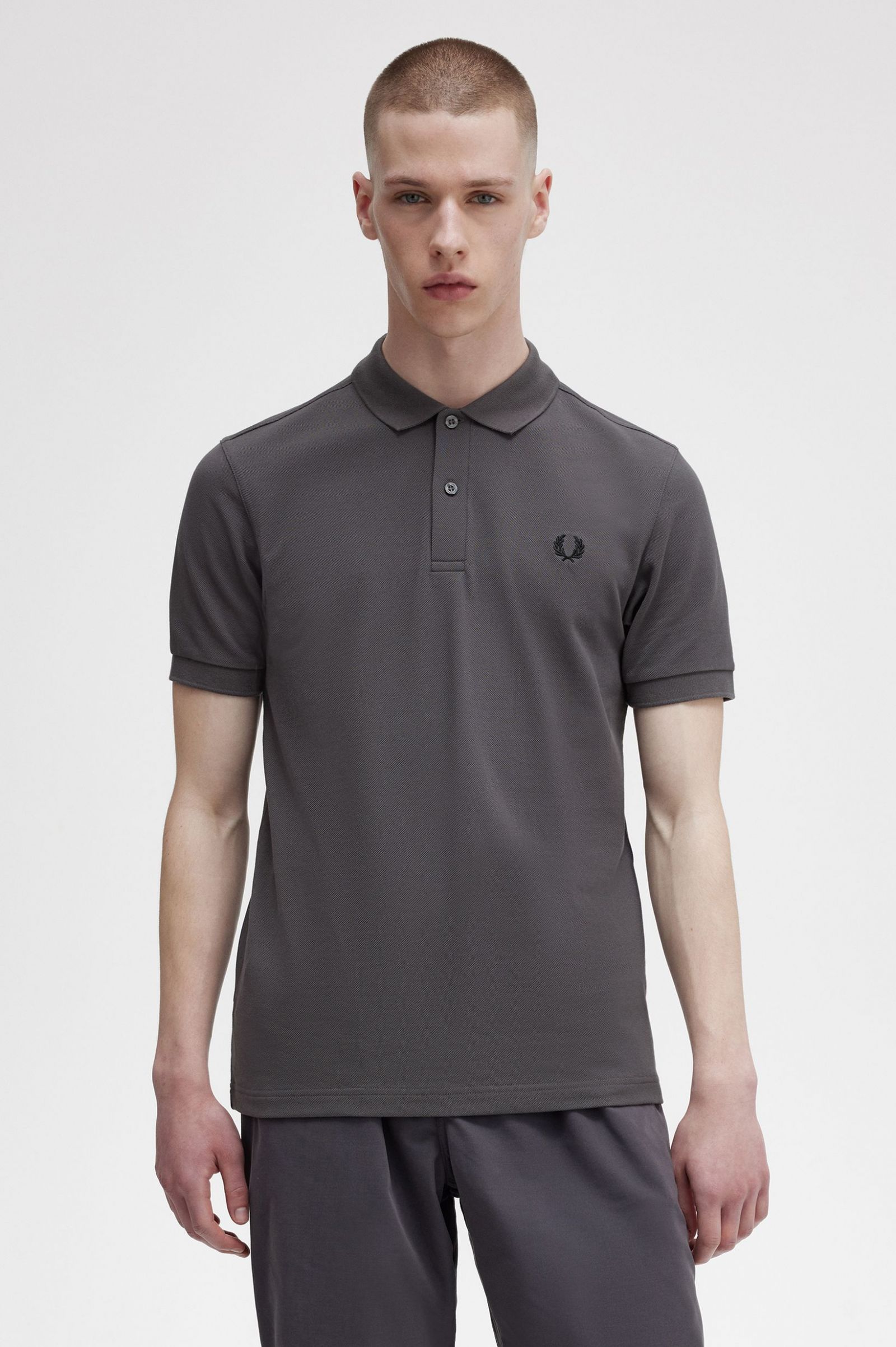 The Fred Perry ShirtM6000 Gunmetal / Black