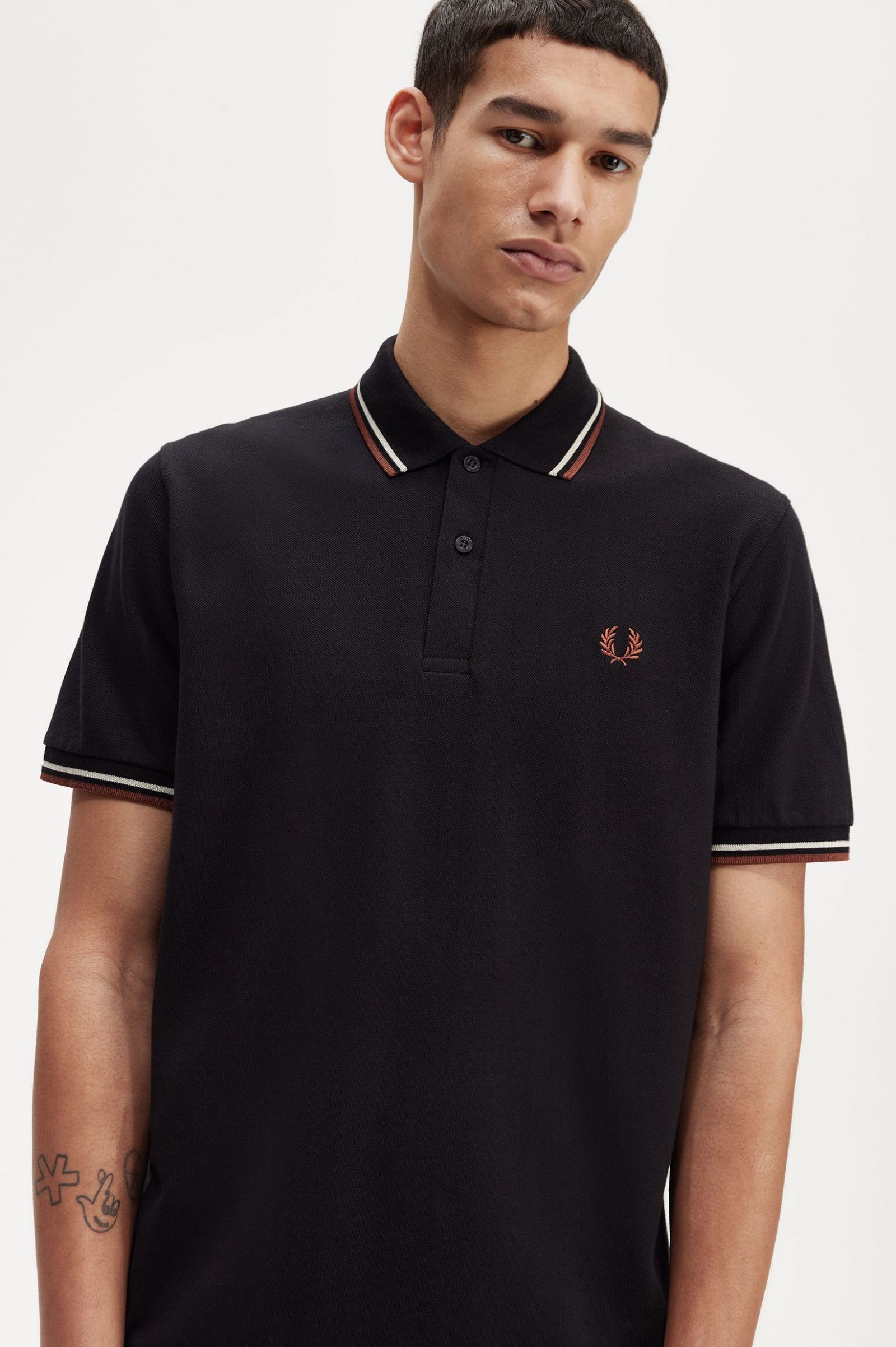 The Fred Perry ShirtM12 Black / Oatmeal / Whisky Brown