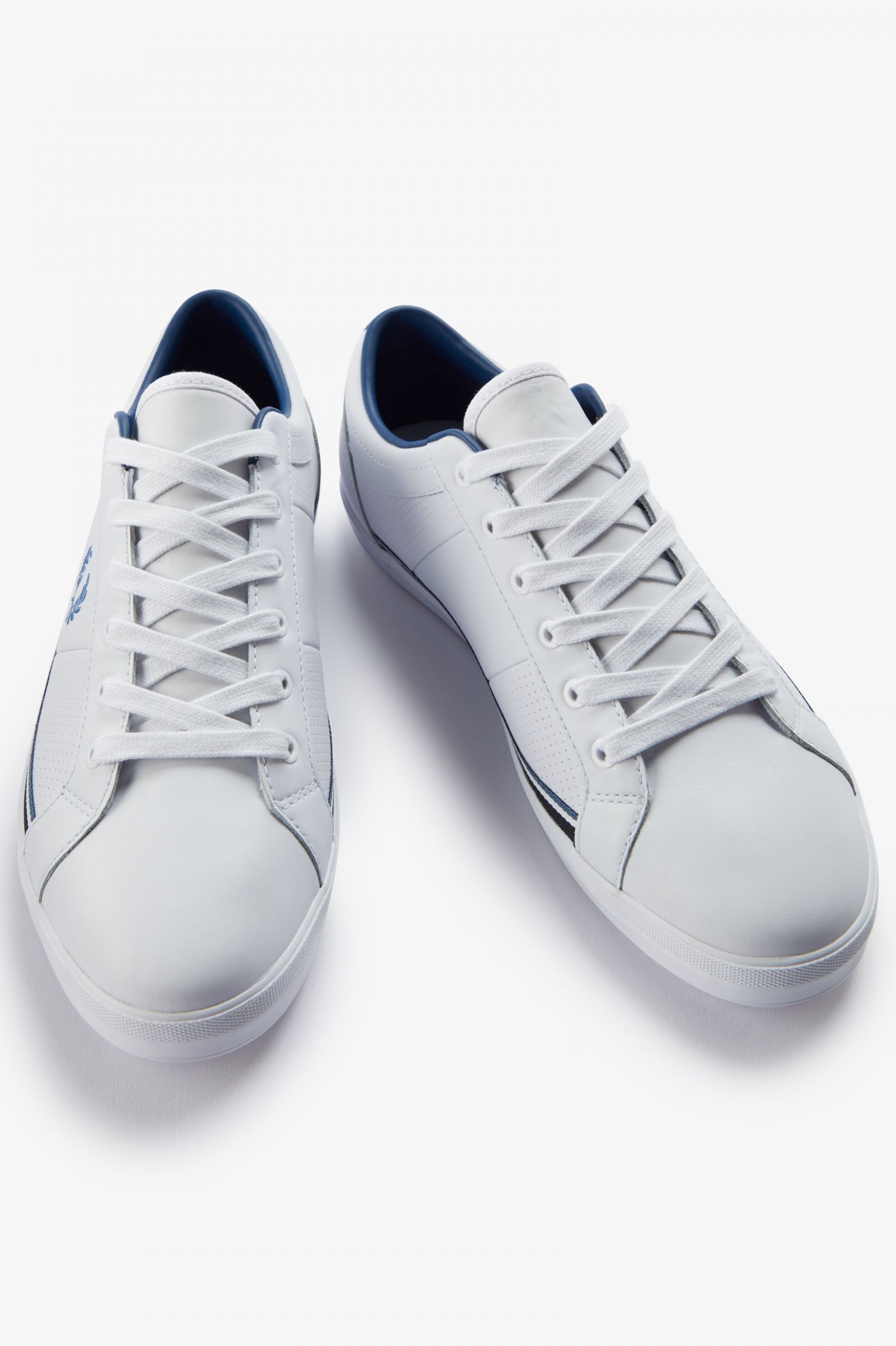 Perforated Baseline White / Midnght Blue