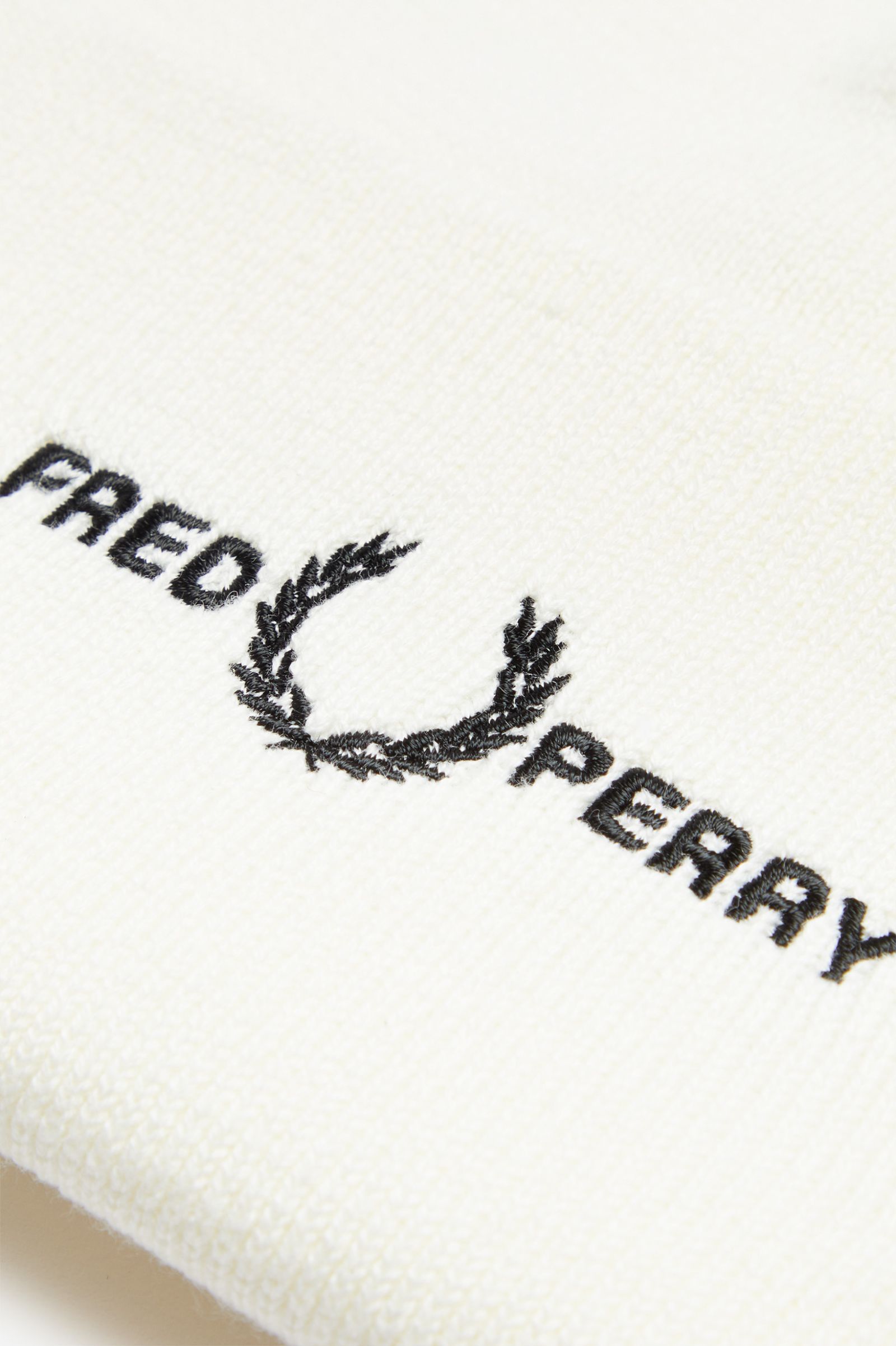 Graphic Beanie Snow White