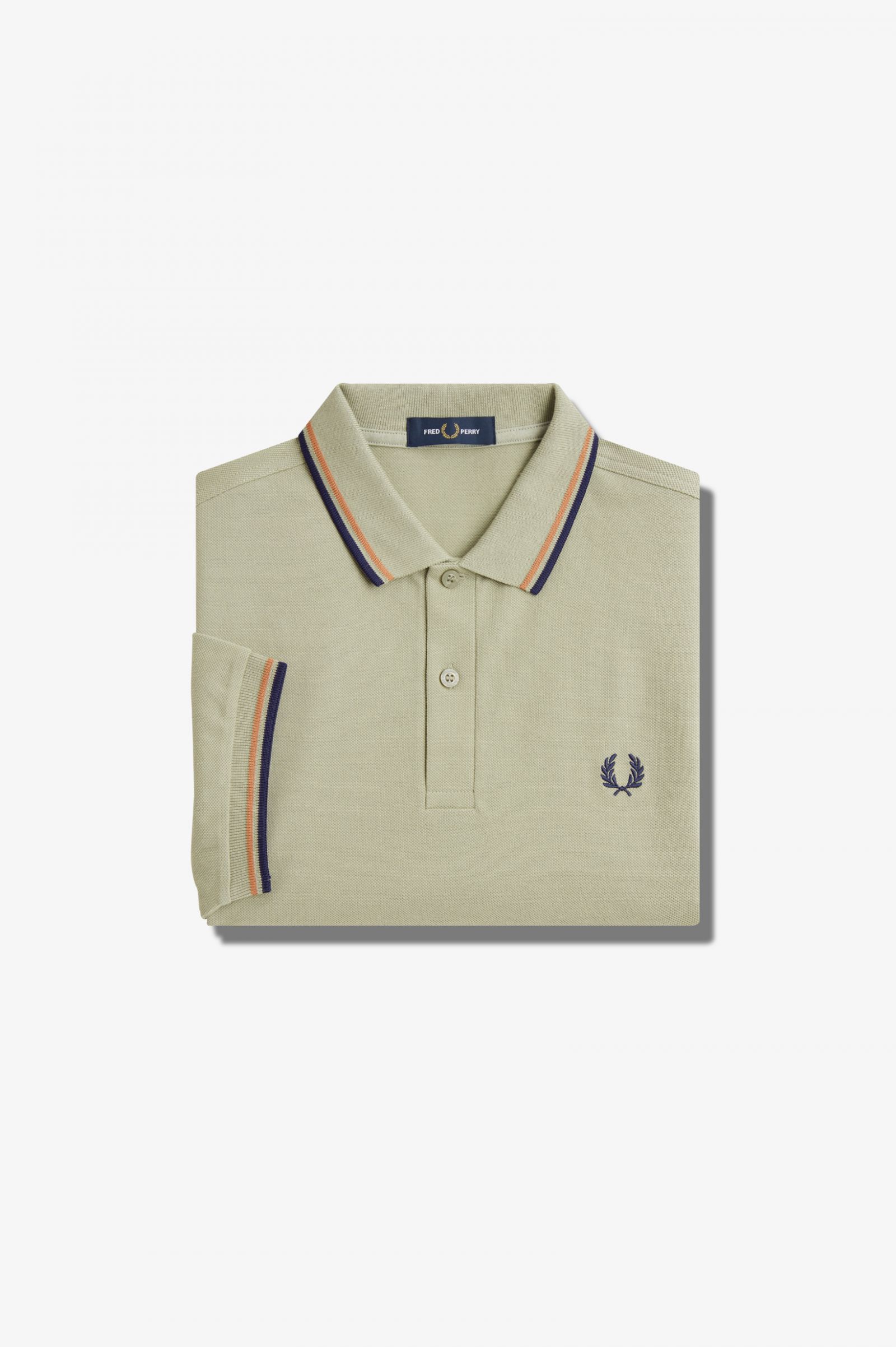 The Fred Perry ShirtM3600 Seagrass / Light Rust / French Navy