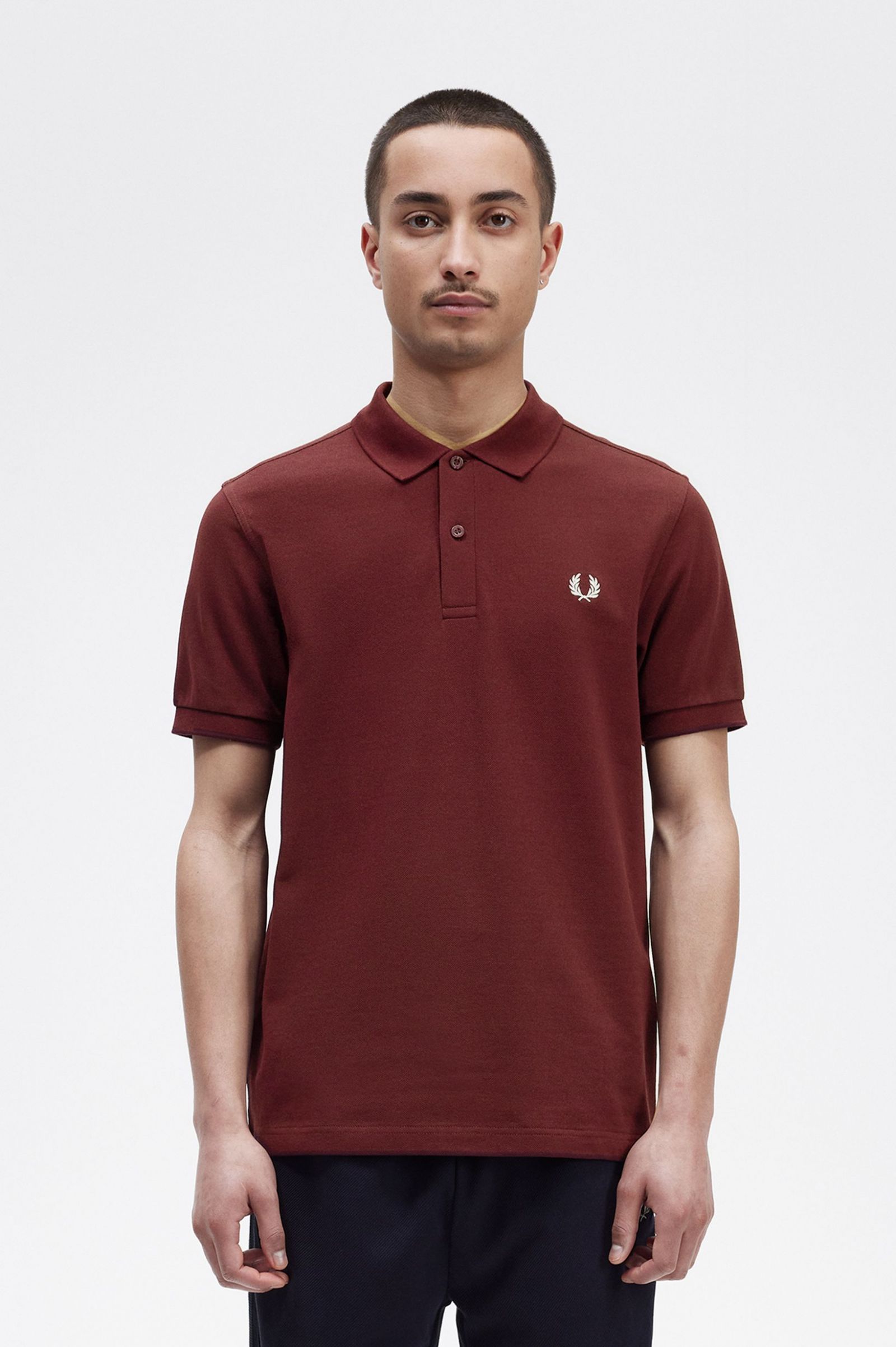 The Fred Perry ShirtM6000 Oxblood / Ecru
