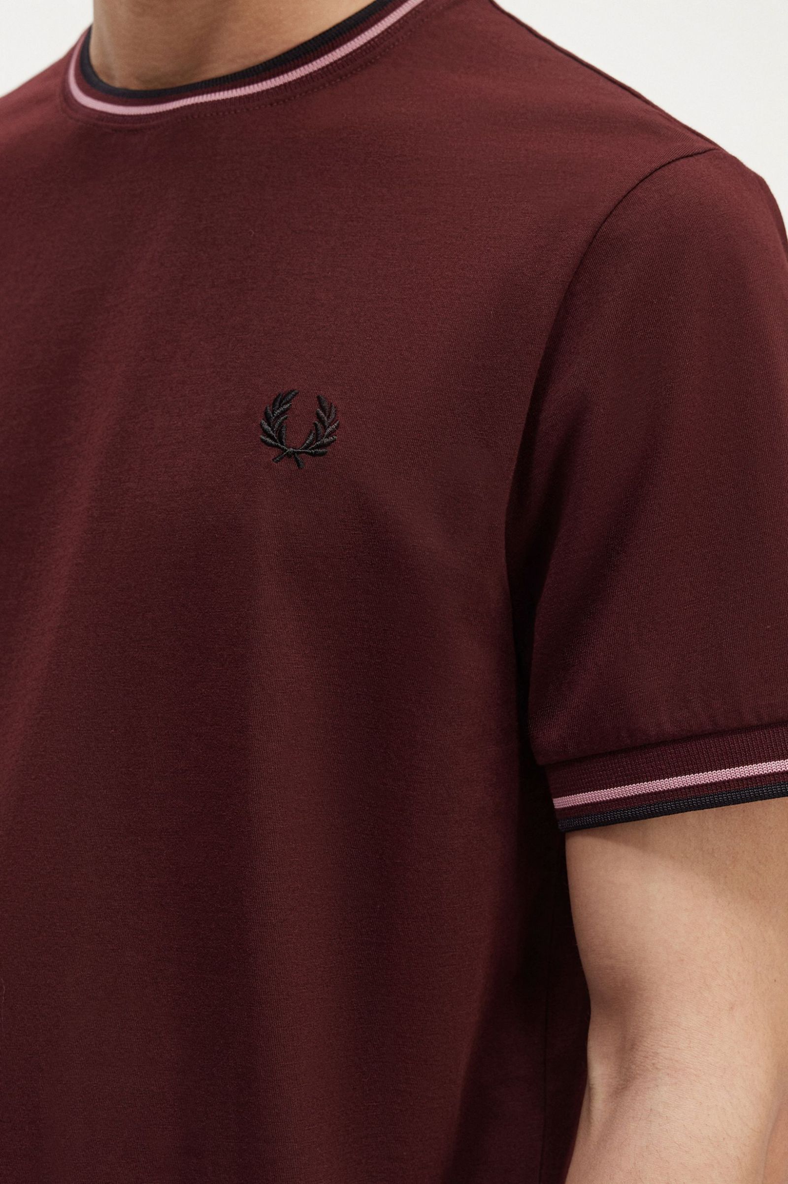 Twin Tipped T-Shirt Oxblood