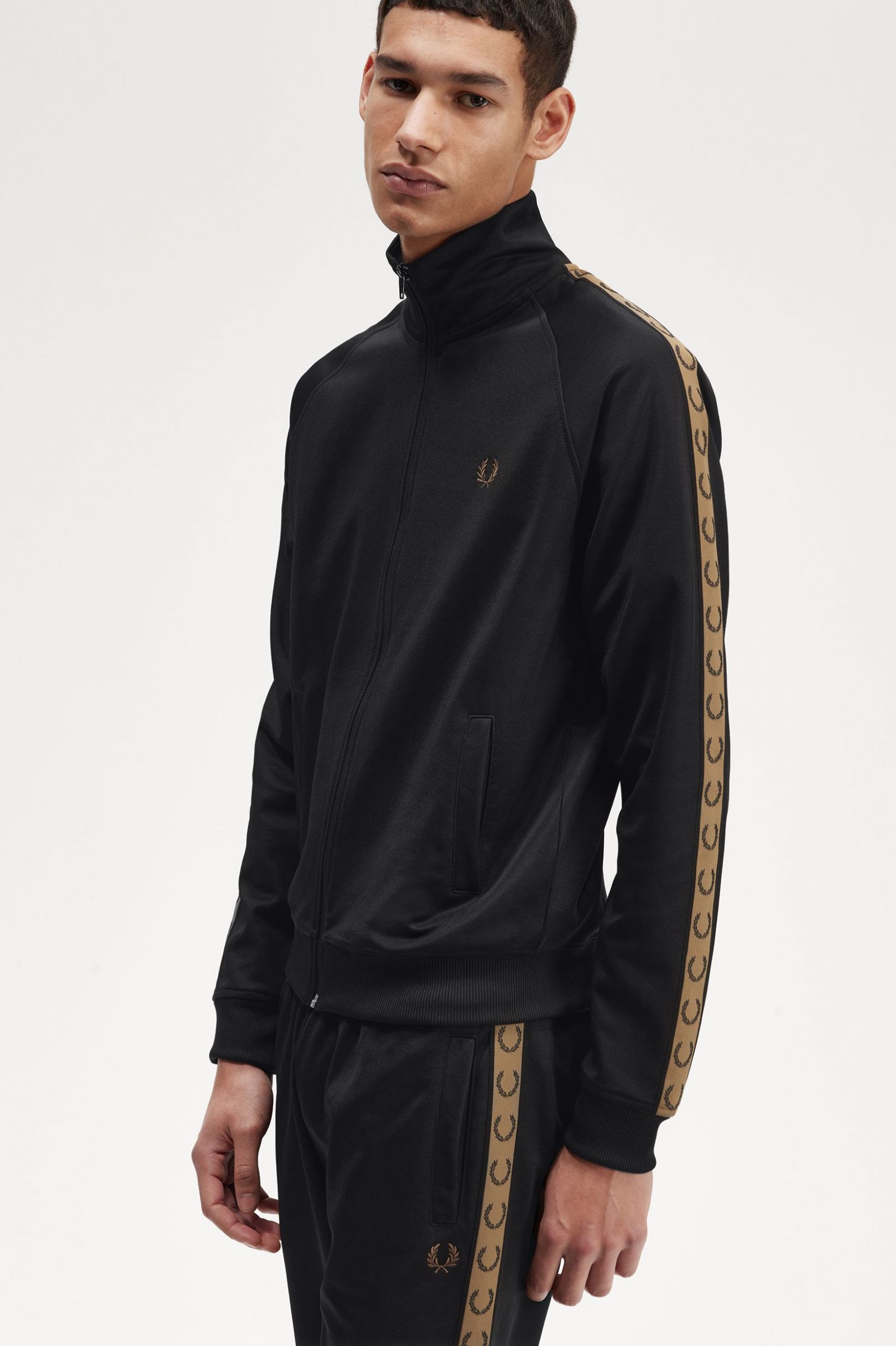 Contrast Tape Track Jacket Black / Shaded Stone
