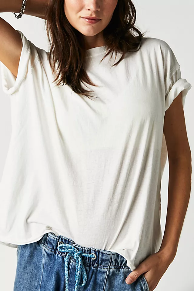 Nina Tee Ivory