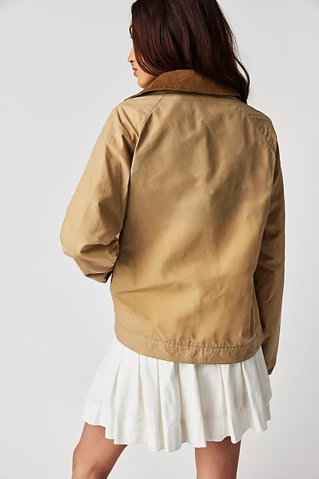 Barbour Campbell Short Jacket Beige / Ancient