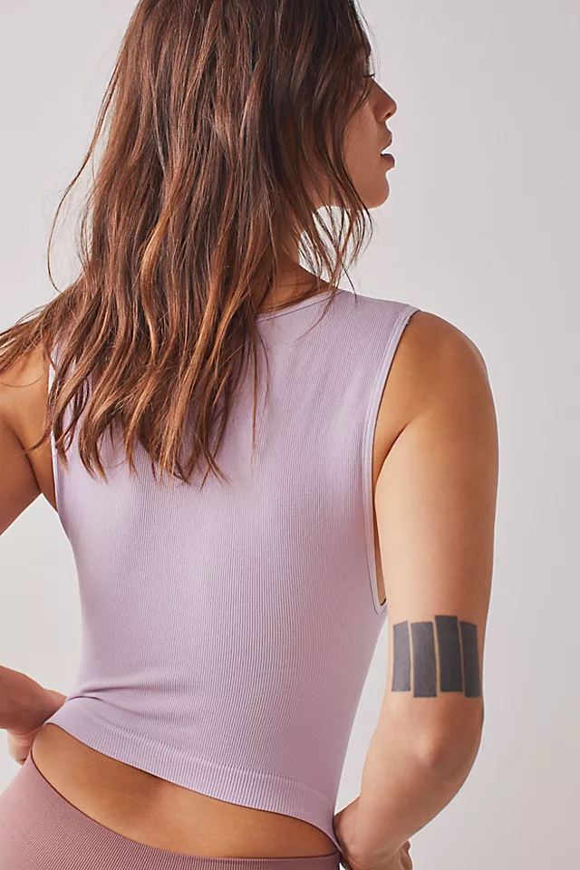 Leo Solid Crop Lavender Fields