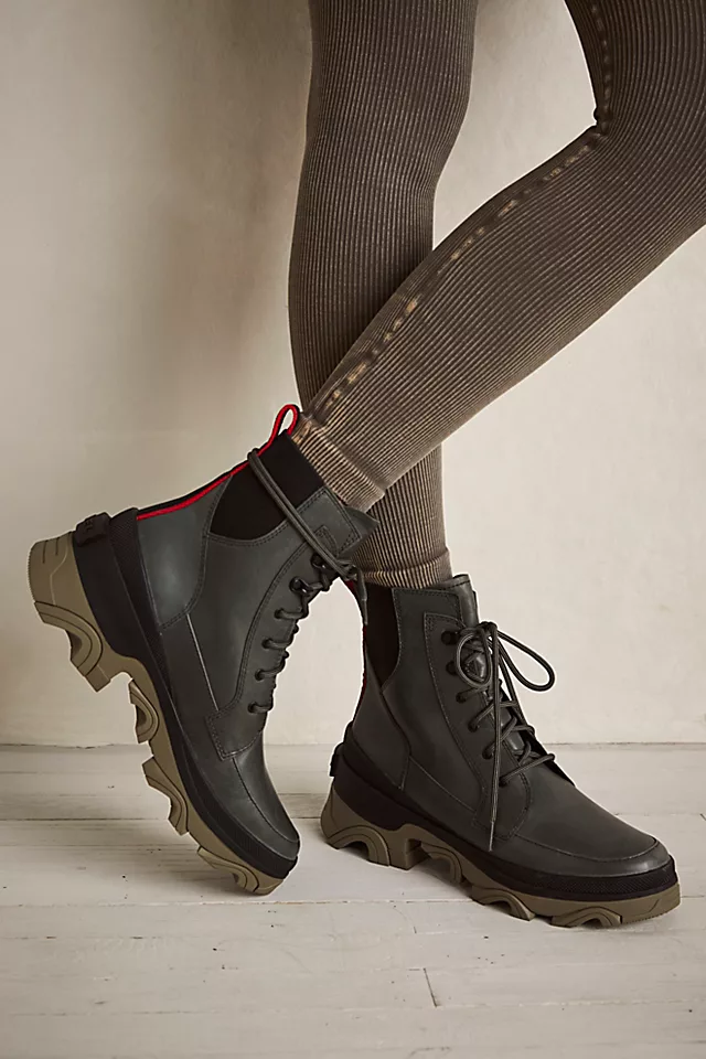 Brex Lace-Up Boots Dark Moss / Black