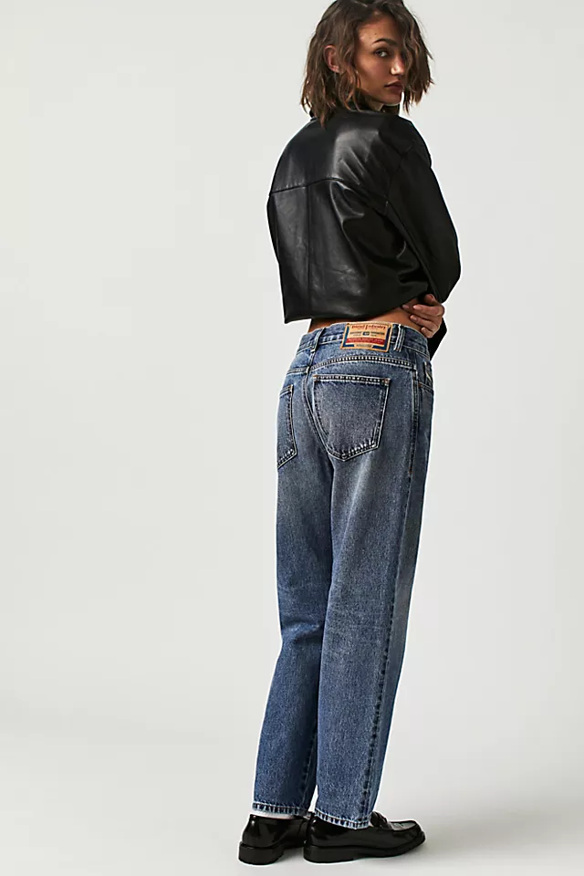 Diesel 2016 D-Air Ankle Boyfriend Jeans Mid Blue